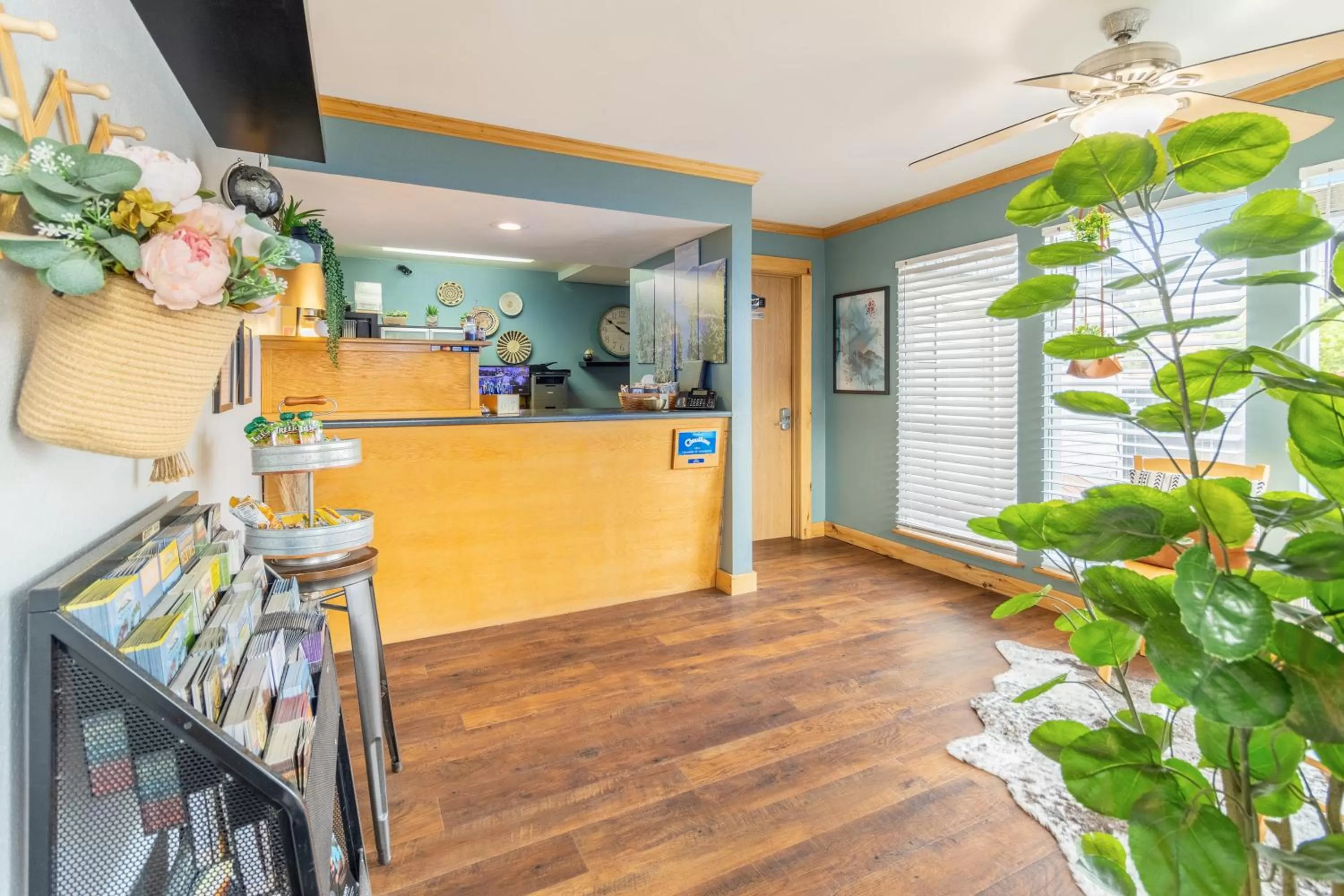 Lobby or reception in Resort City Inn Coeur d Alene