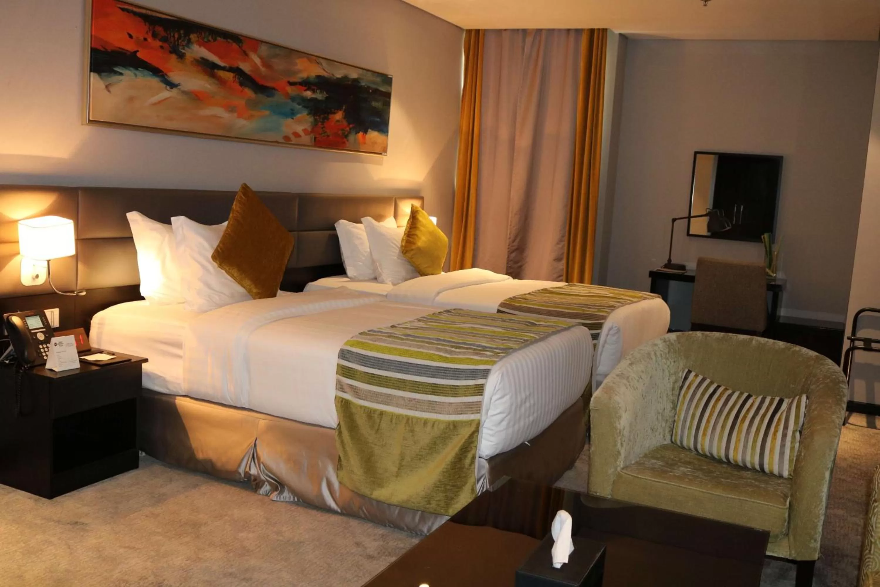 Photo of the whole room, Bed in Best Western Plus Fursan