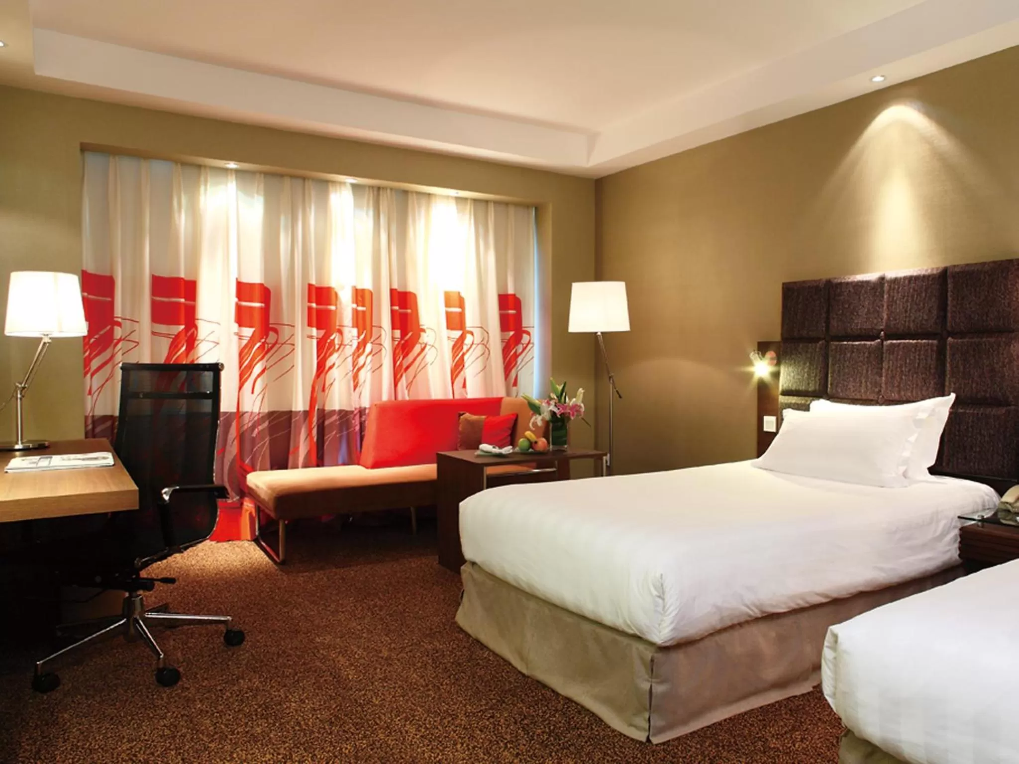 Bed in Peace Hotel Beijing