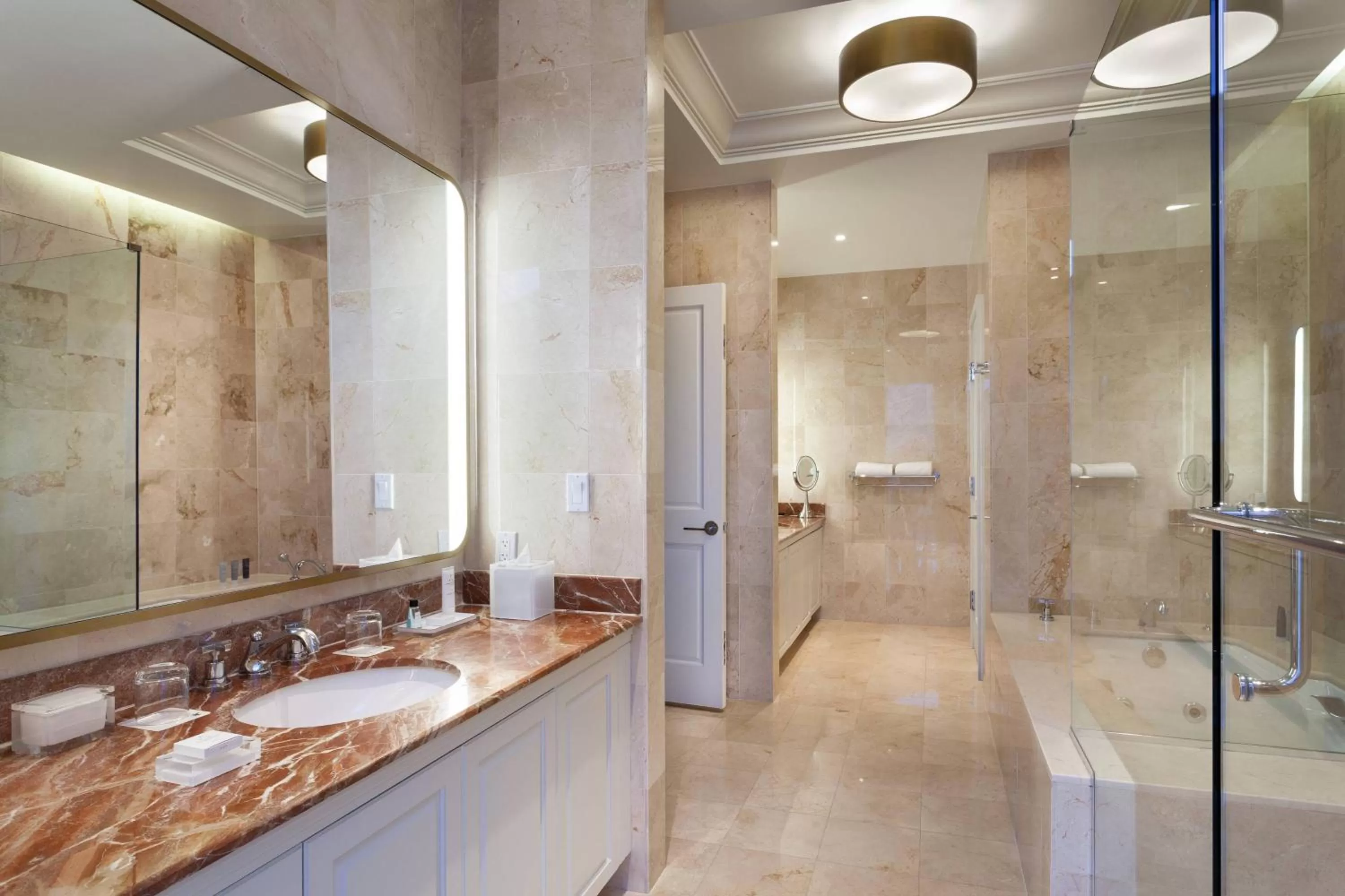 Bathroom in JW Marriott Miami Turnberry Resort & Spa