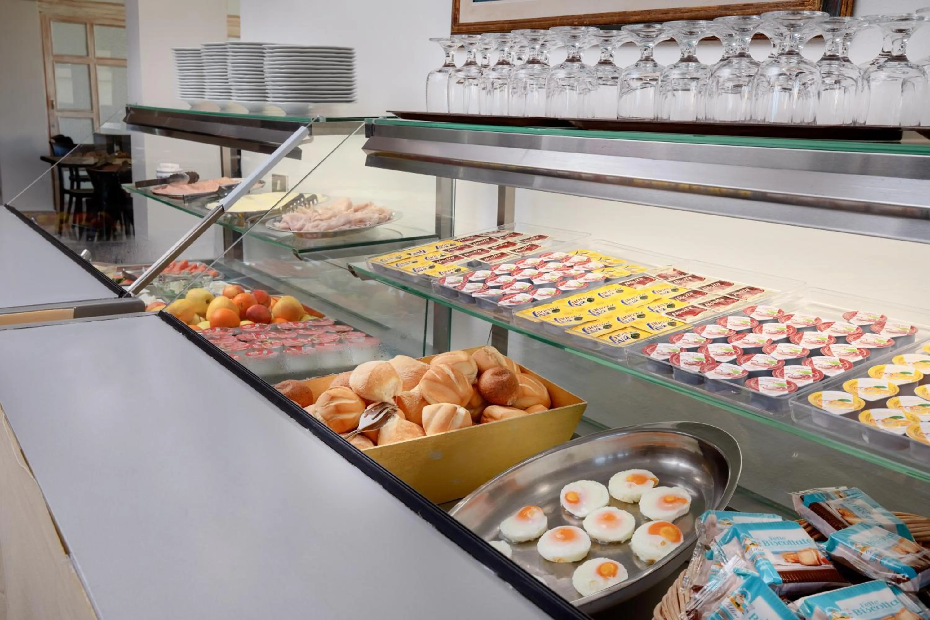 Buffet breakfast in Hotel Castello