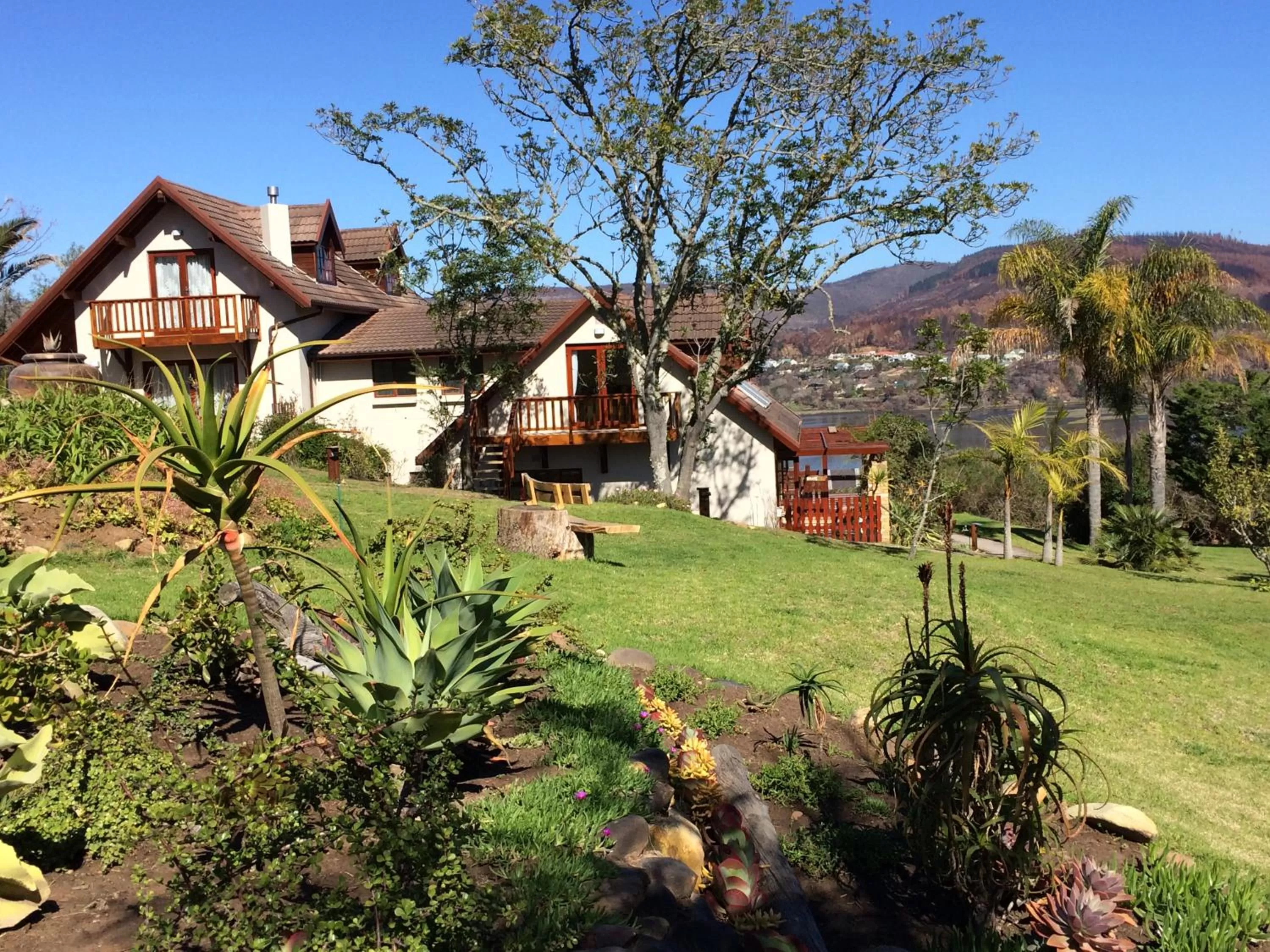 Property Building in Fish Eagle Lodge