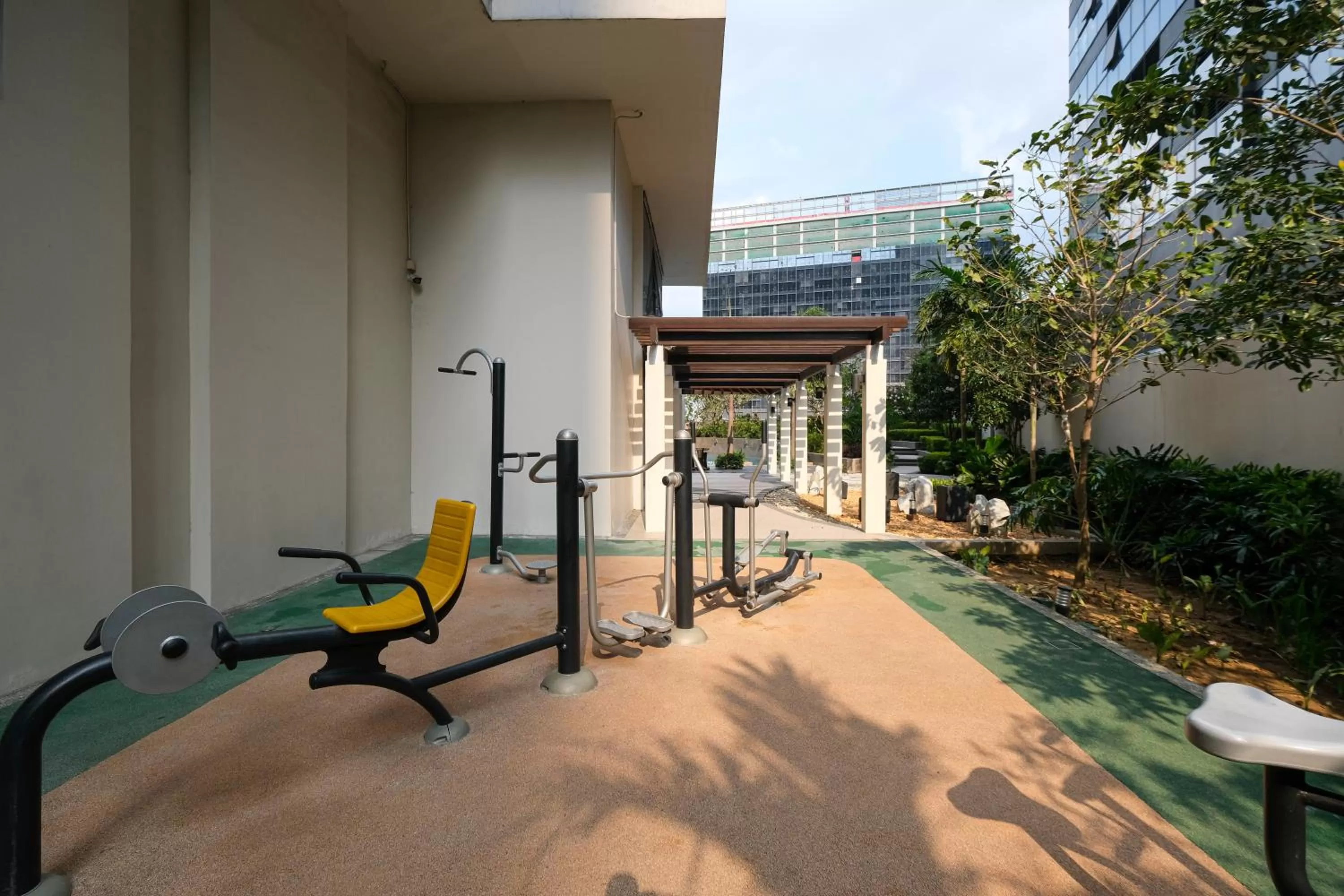 Day in 1BR Suite in Uptown BGC