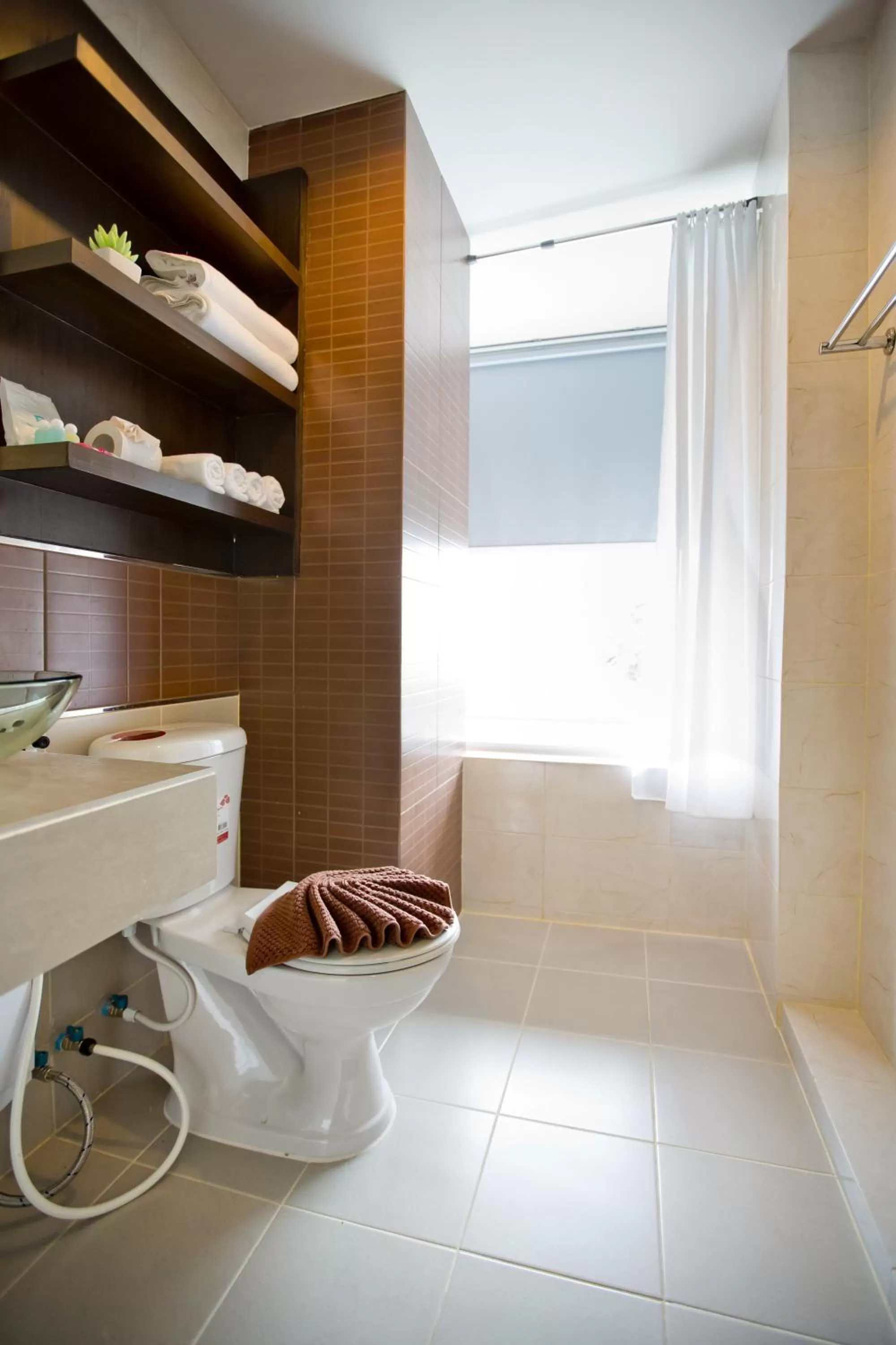 Bathroom in Sinsuvarn Airport Suite Hotel