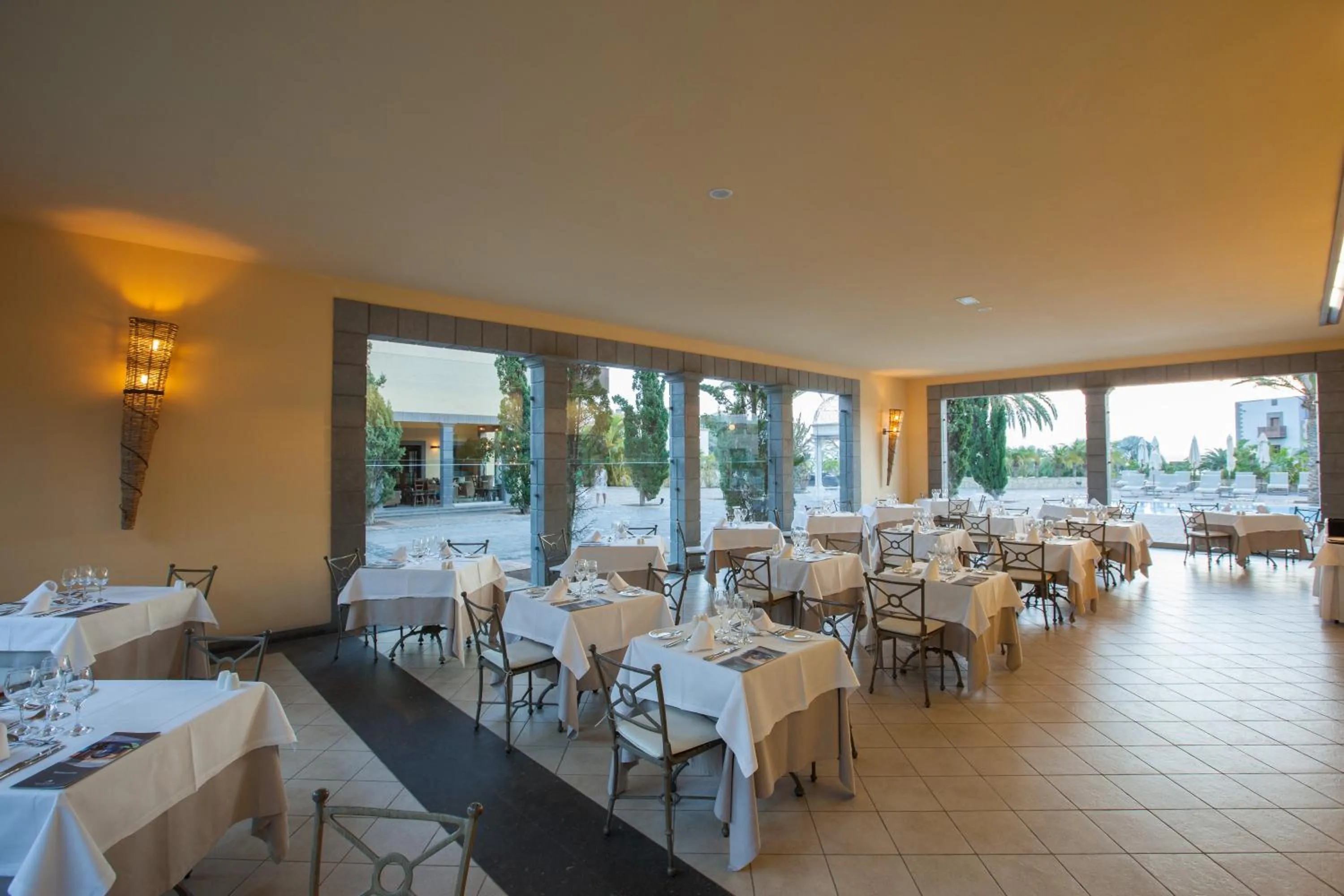 Restaurant/places to eat in Lopesan Villa del Conde Resort & Thalasso