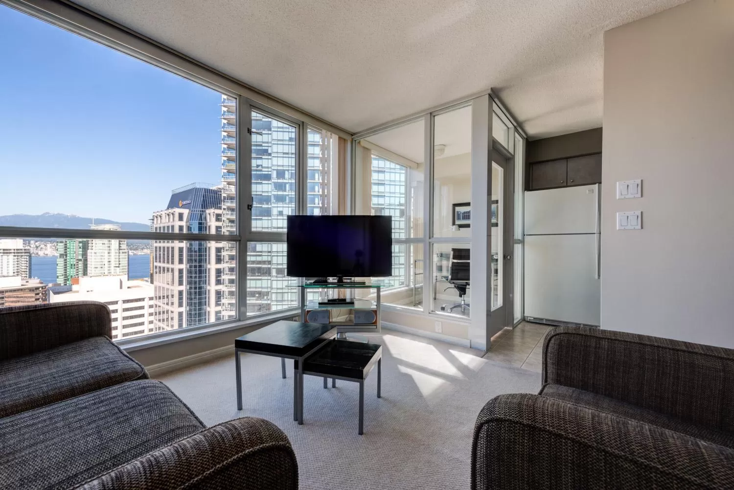 Living room in Carmana Hotel & Suites