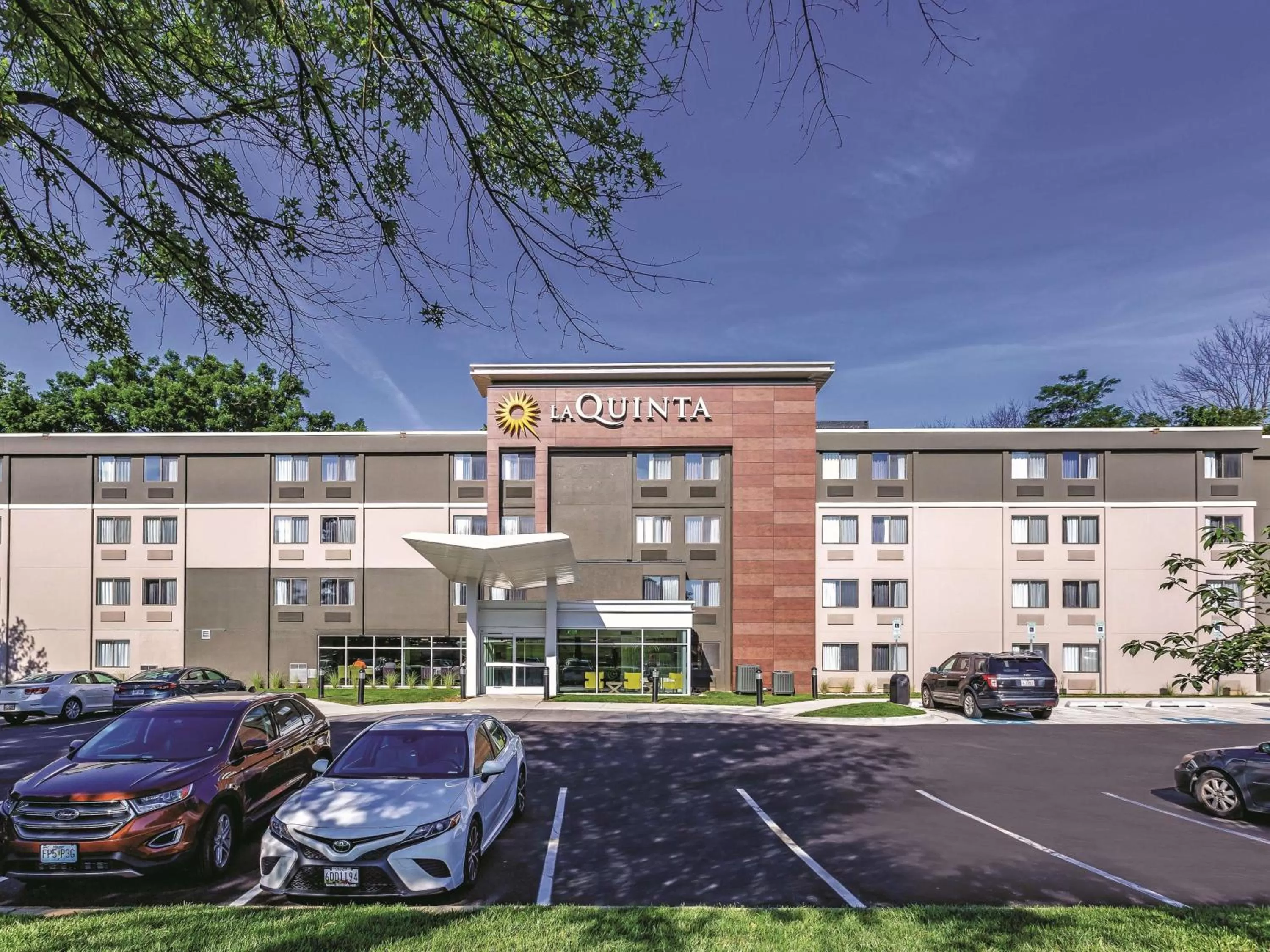 Property building in La Quinta by Wyndham Columbia / Fort Meade