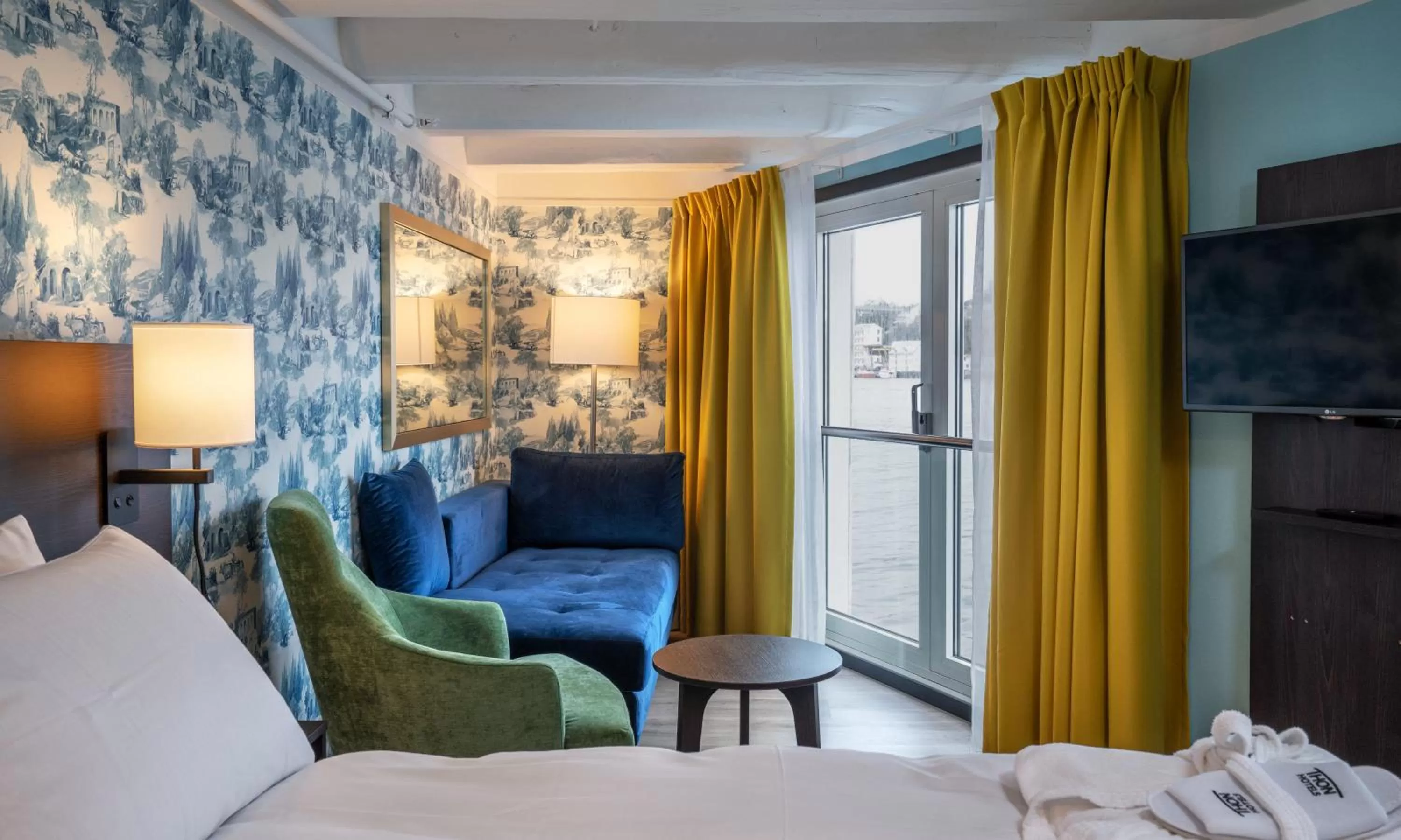 Bedroom, Bed in Thon Hotel Kristiansund