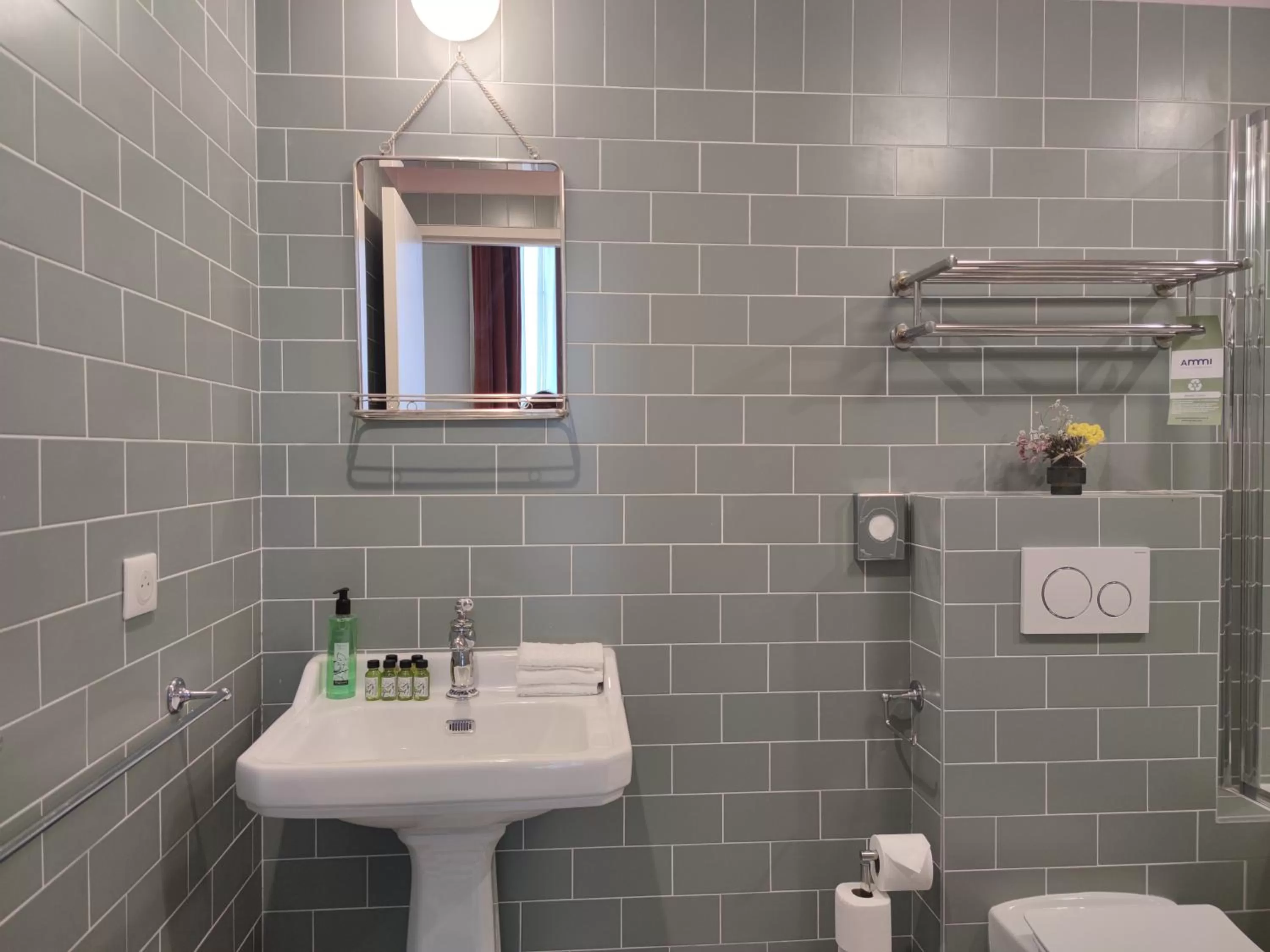 Bathroom in Hotel Aparthotel AMMI Vieux Nice