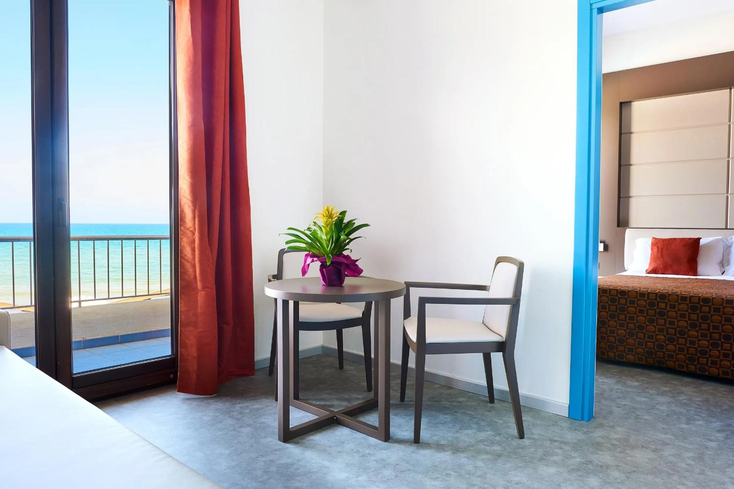 Bed in Hotel La Battigia