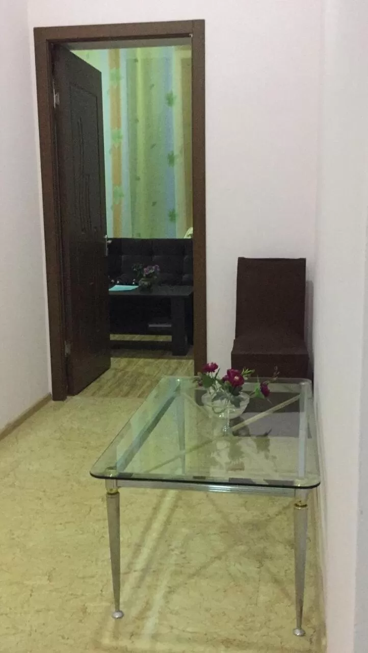 TV/Entertainment Center in Hotel Newland