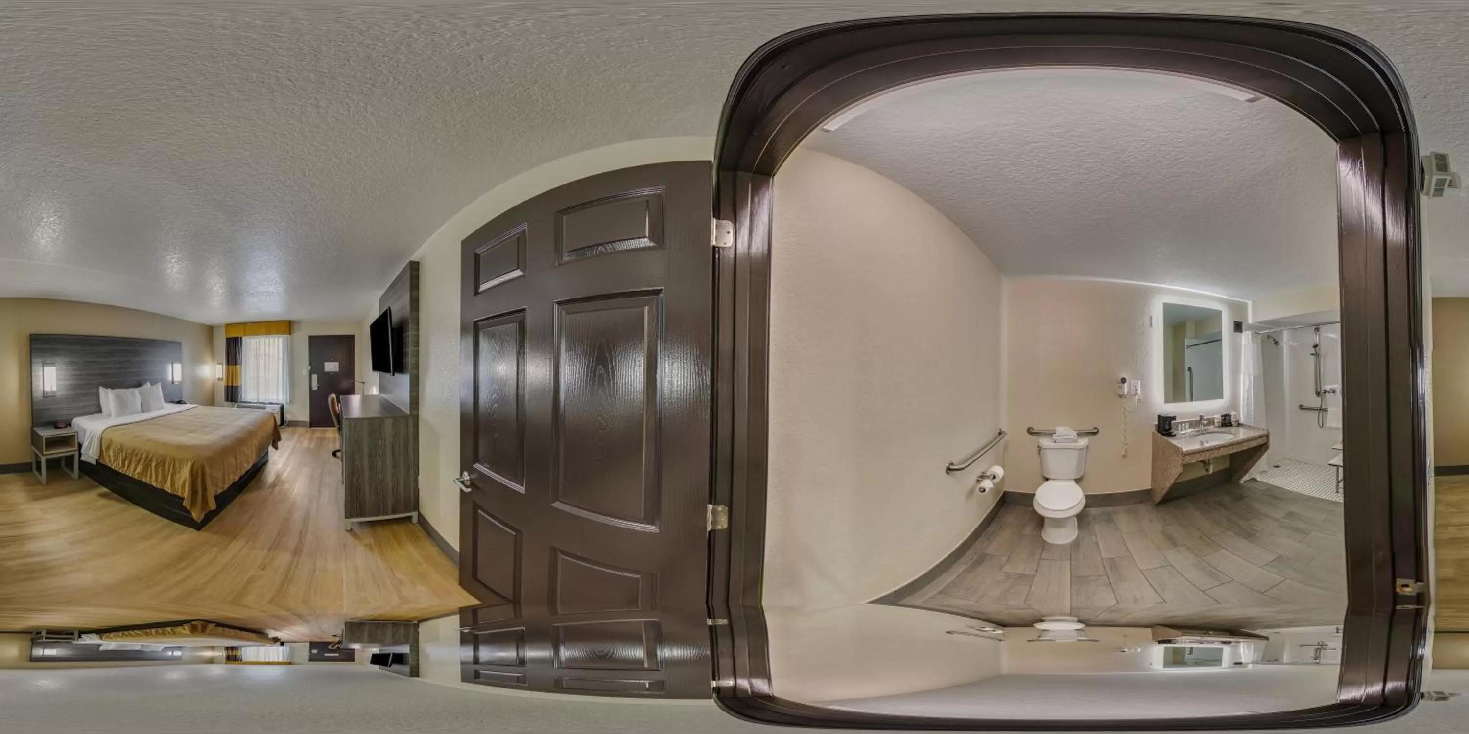 Bathroom in Quality Inn Commerce at I-85