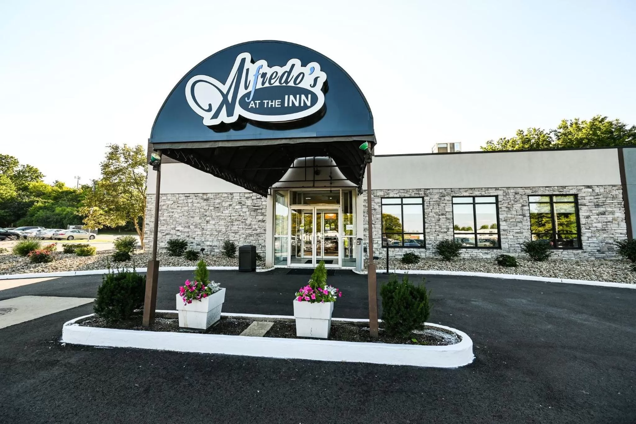 Restaurant/places to eat in Holiday Inn Cleveland-Mayfield by IHG