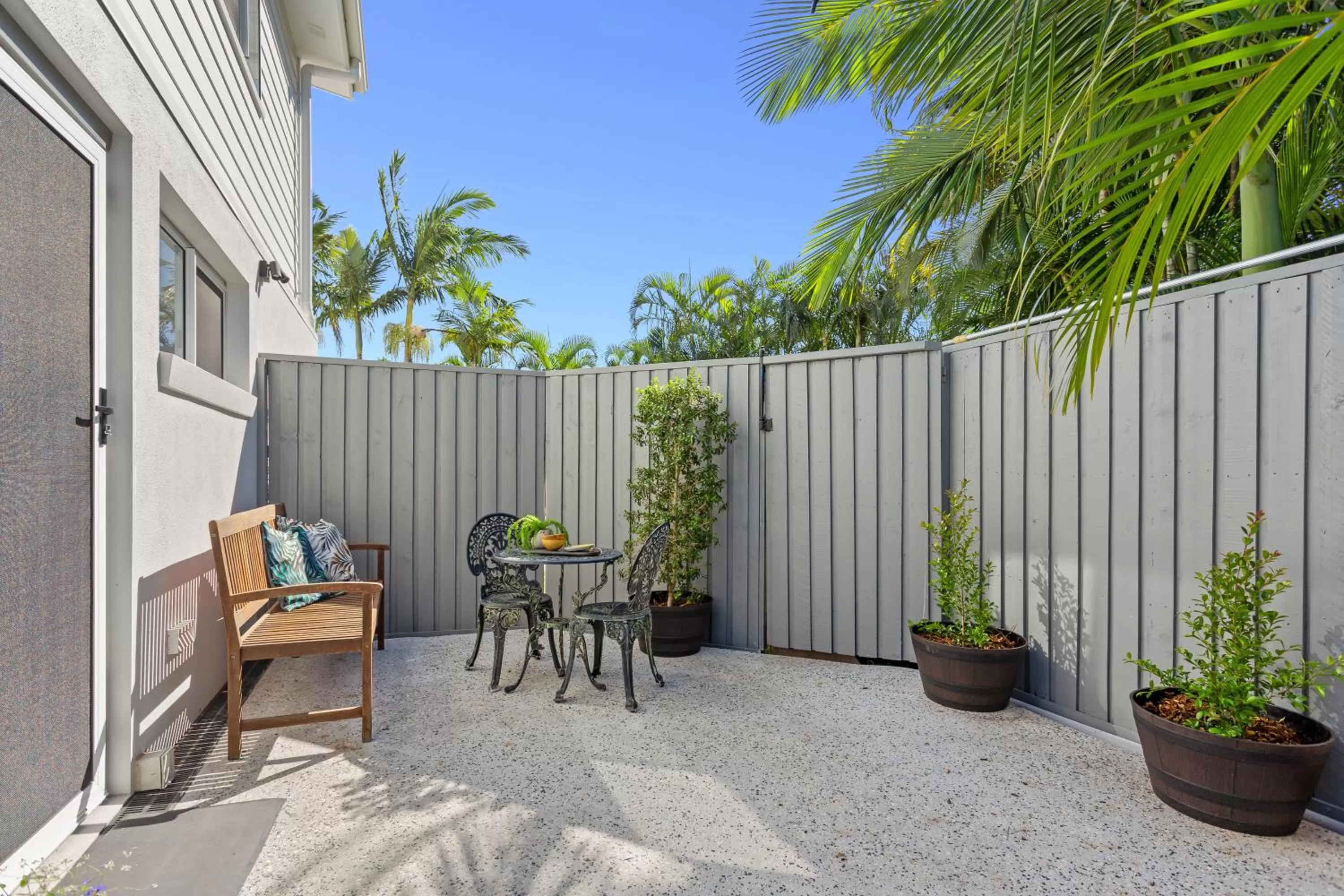 Patio in Lillypilly Bed and Breakfast