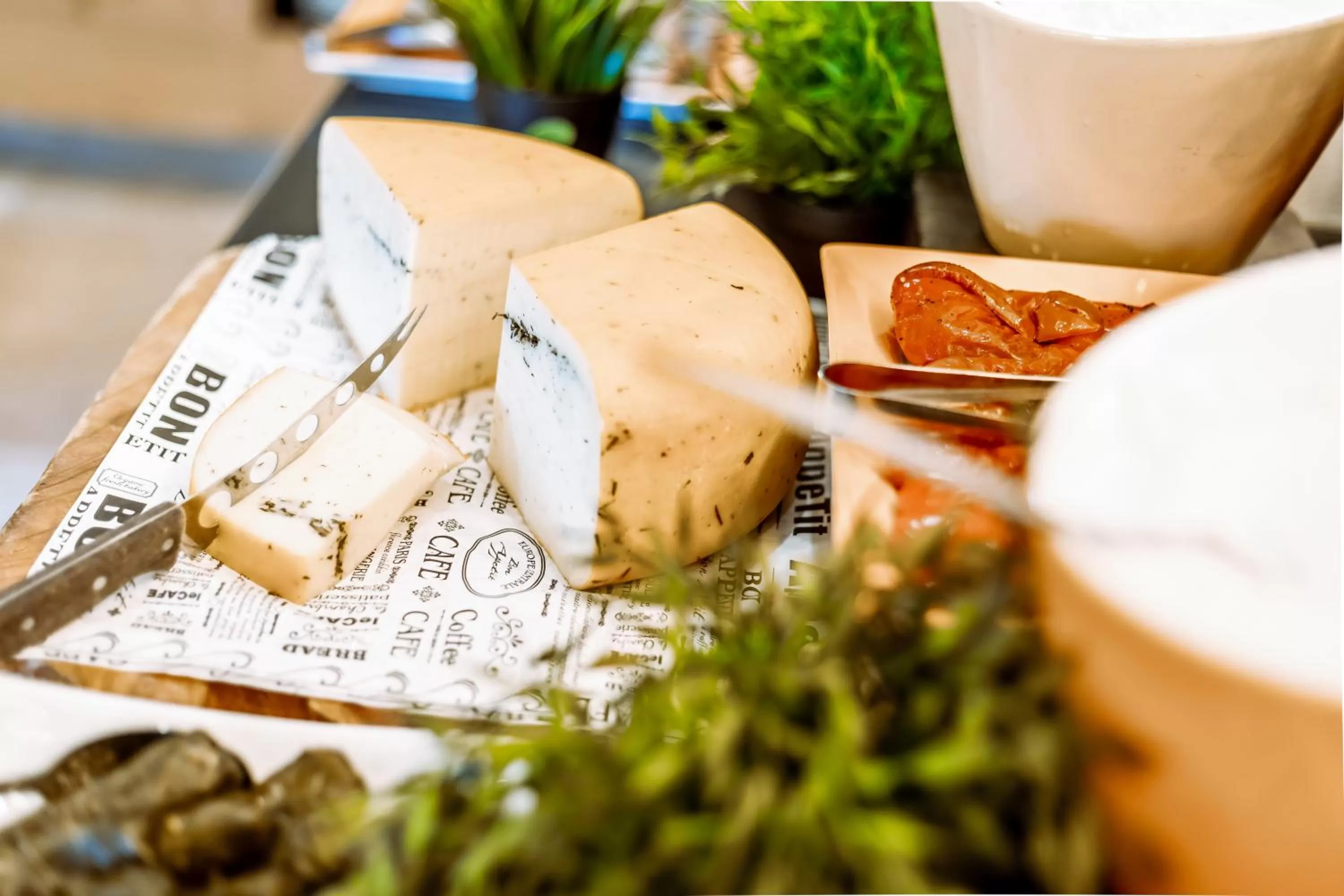 Food and drinks in David's Harp Hotel & Suites Netanya