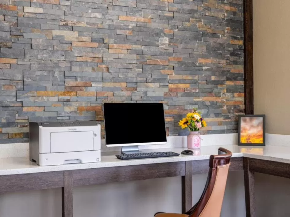 Days Inn by Wyndham Clemson