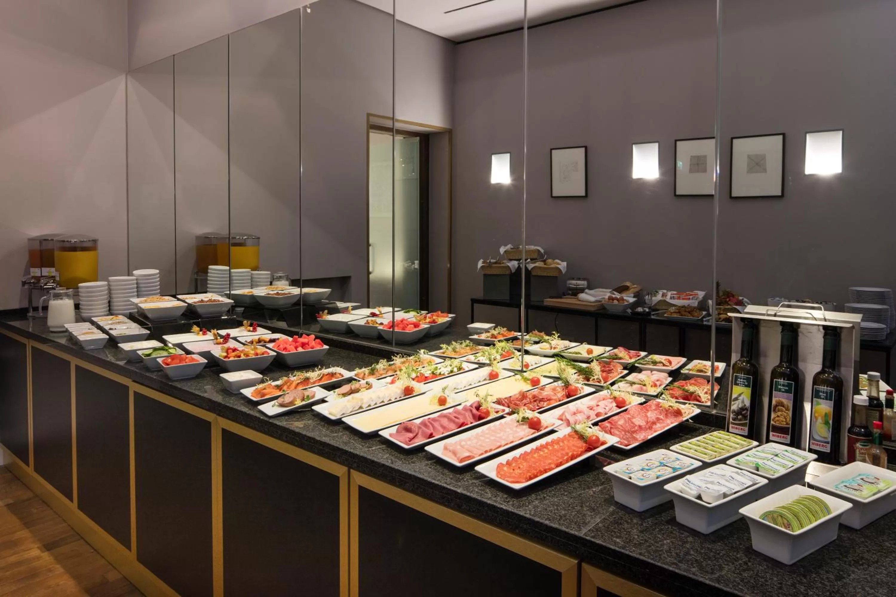 Restaurant/places to eat in art'otel berlin mitte, Powered by Radisson Hotels