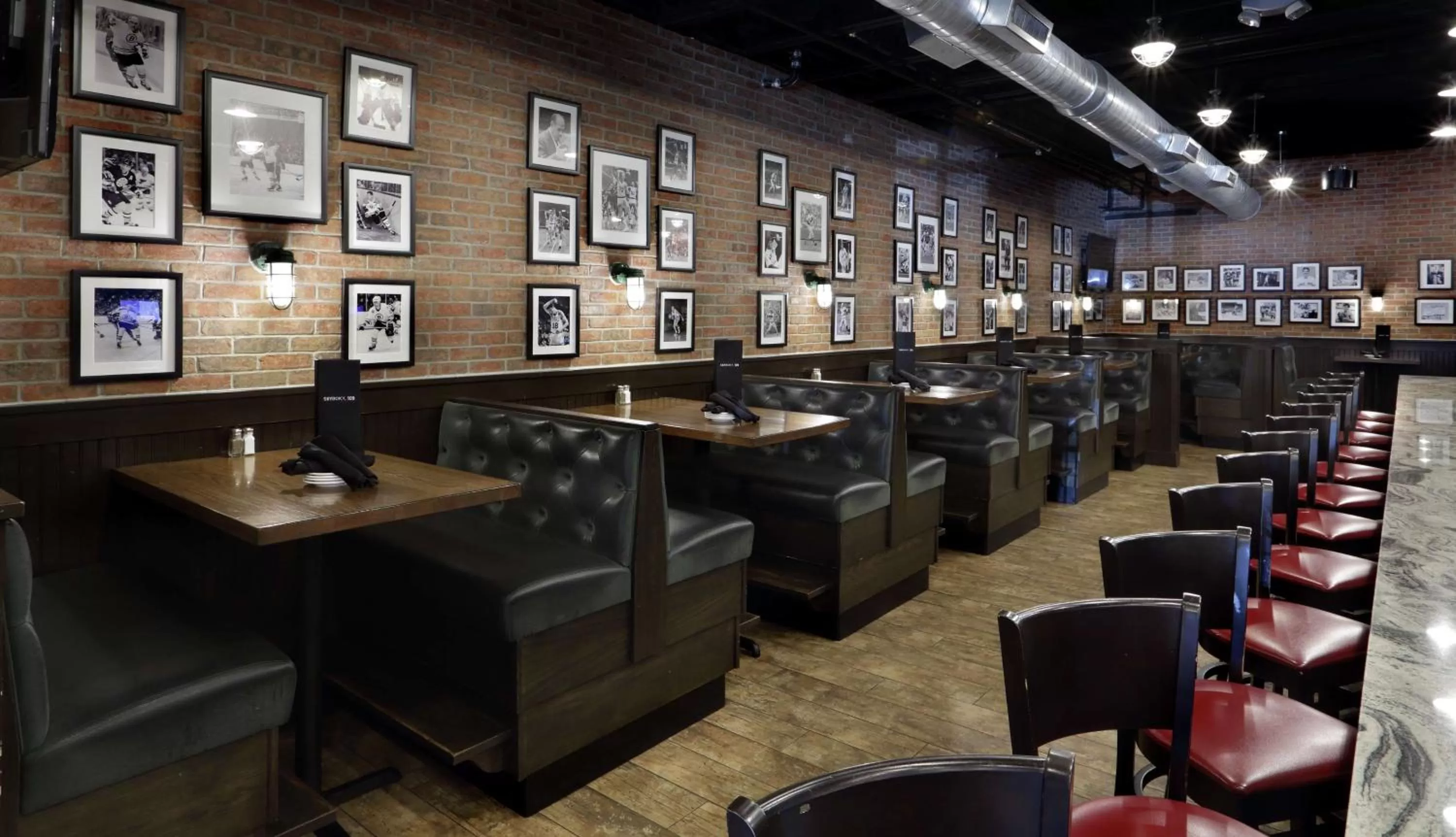 Restaurant/places to eat in Hampton Inn Boston-Natick