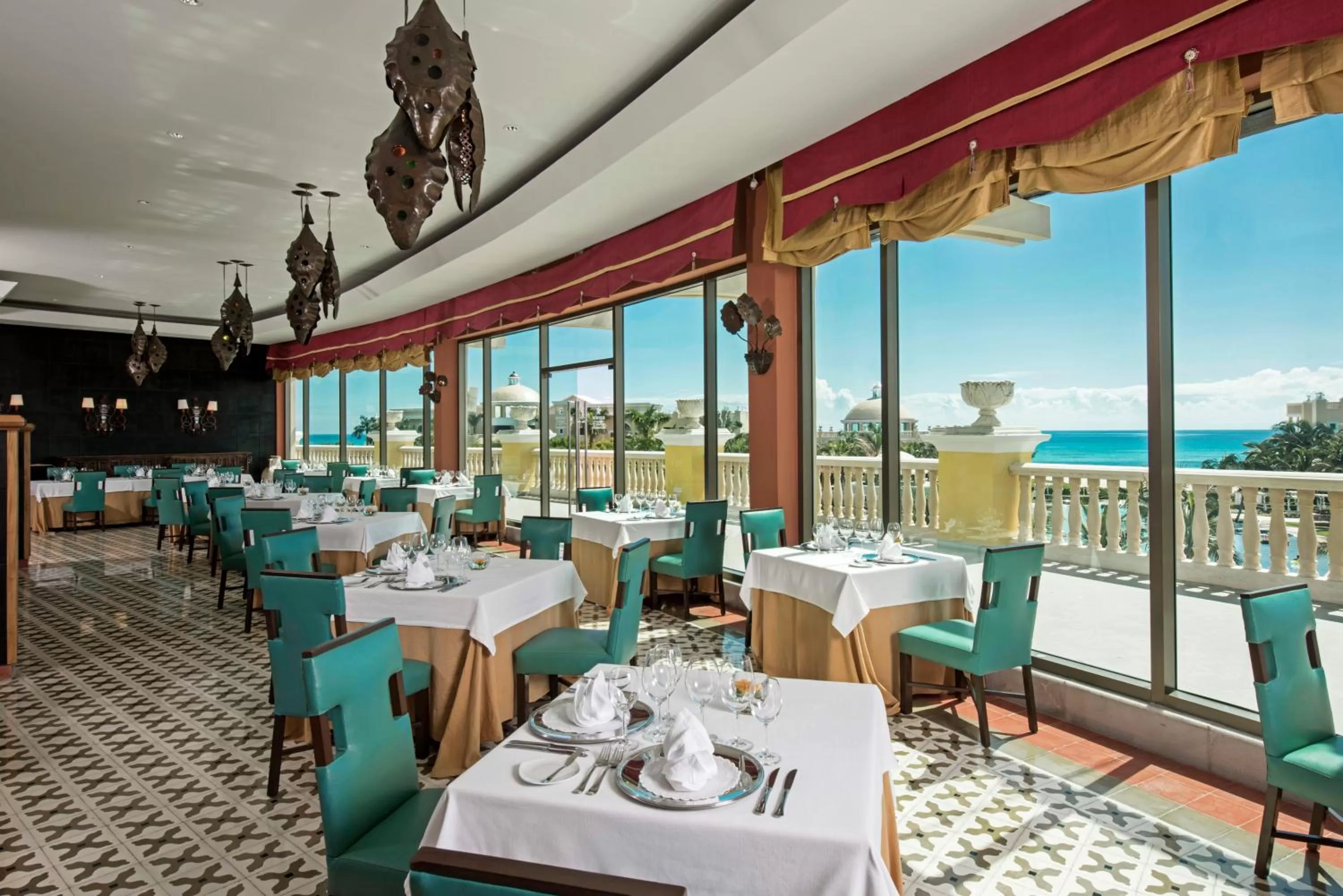 Restaurant/places to eat in JOIA Paraiso by Iberostar - Adults Only All Inclusive Resort