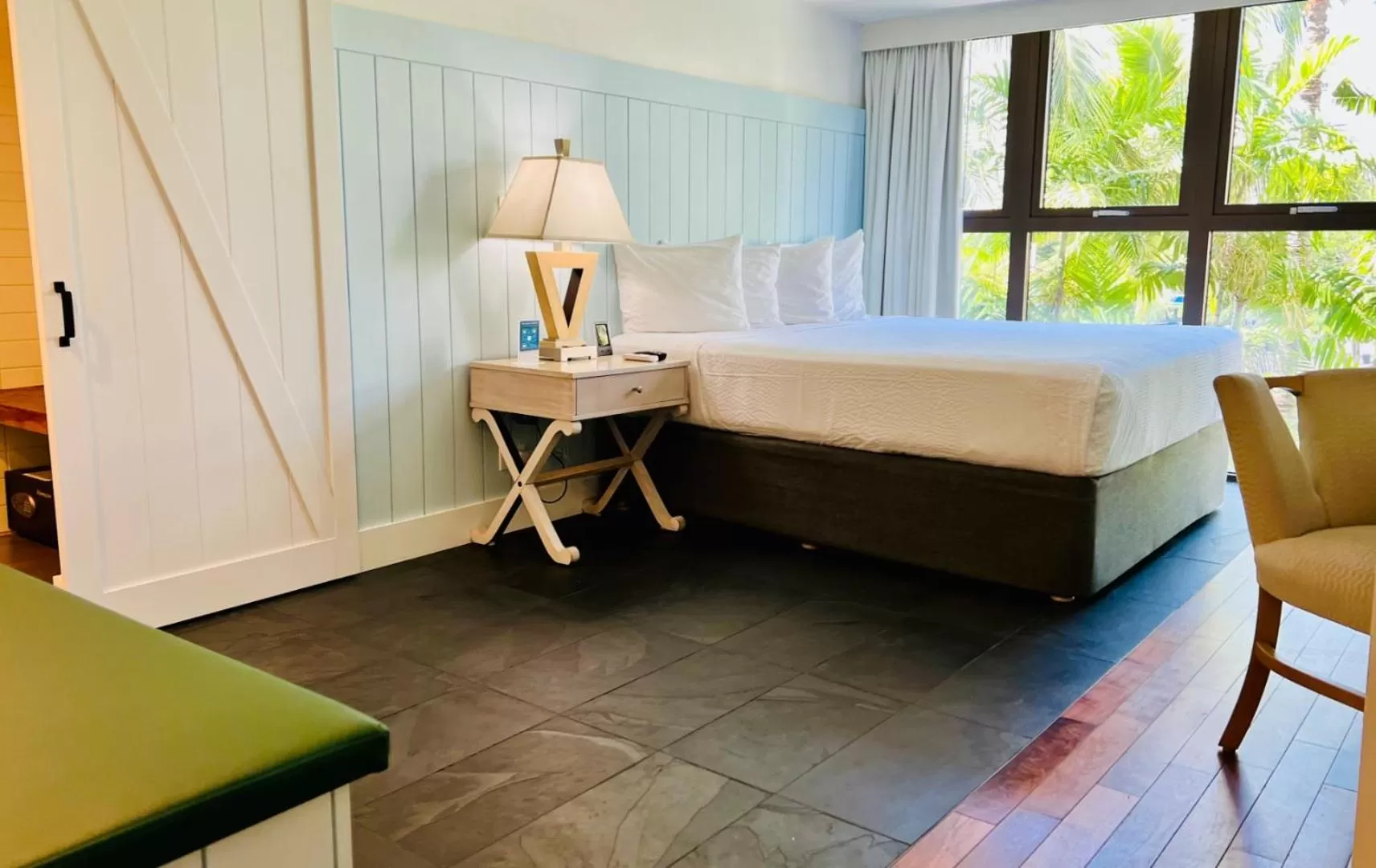 View (from property/room), Bed in Hotel La Croix