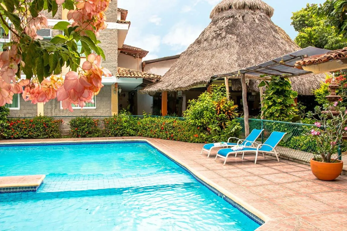 Restaurant/places to eat in Vallartasol Hotel