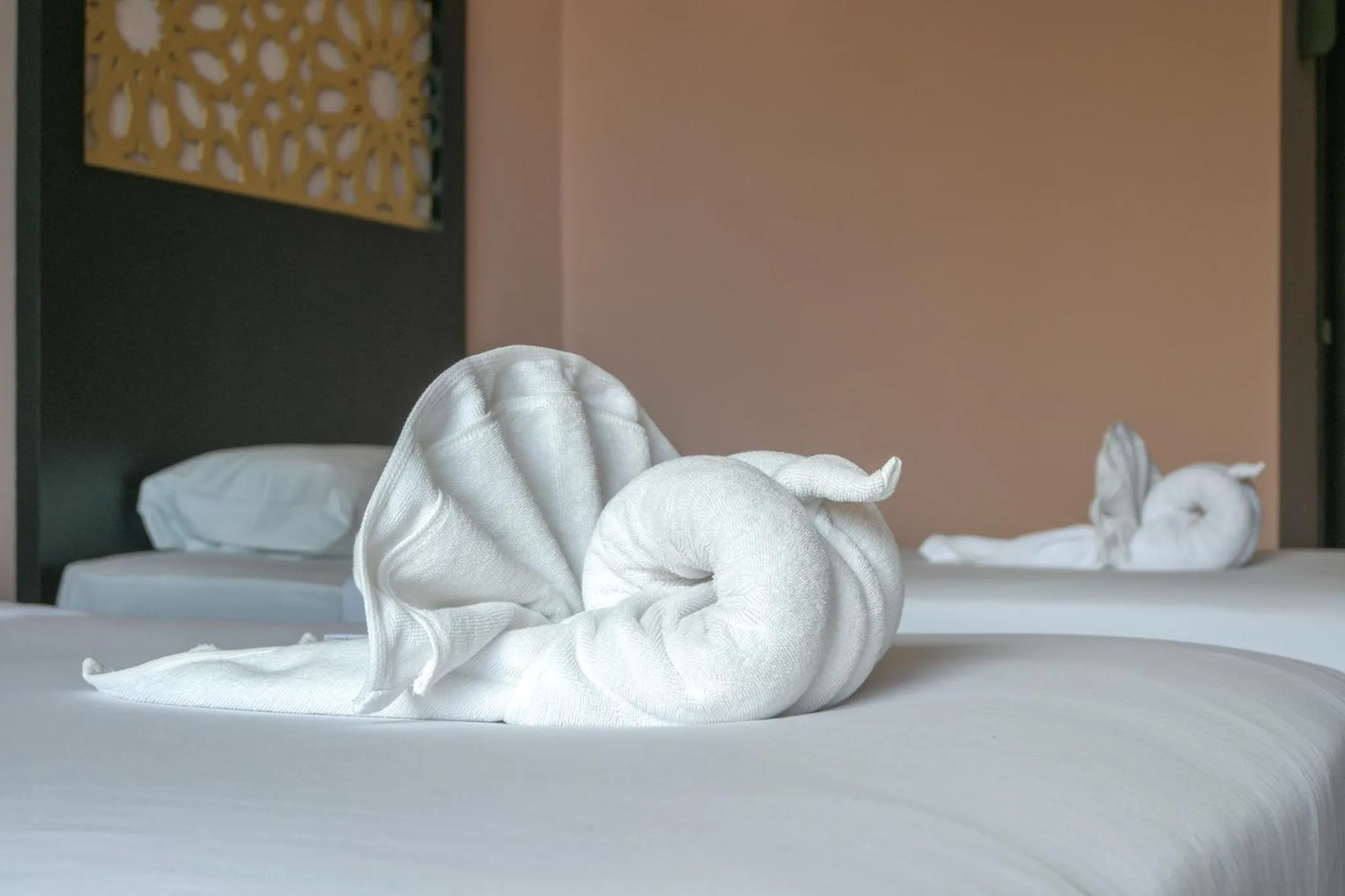 Bed in Anchanlina Hotel - SHA Plus