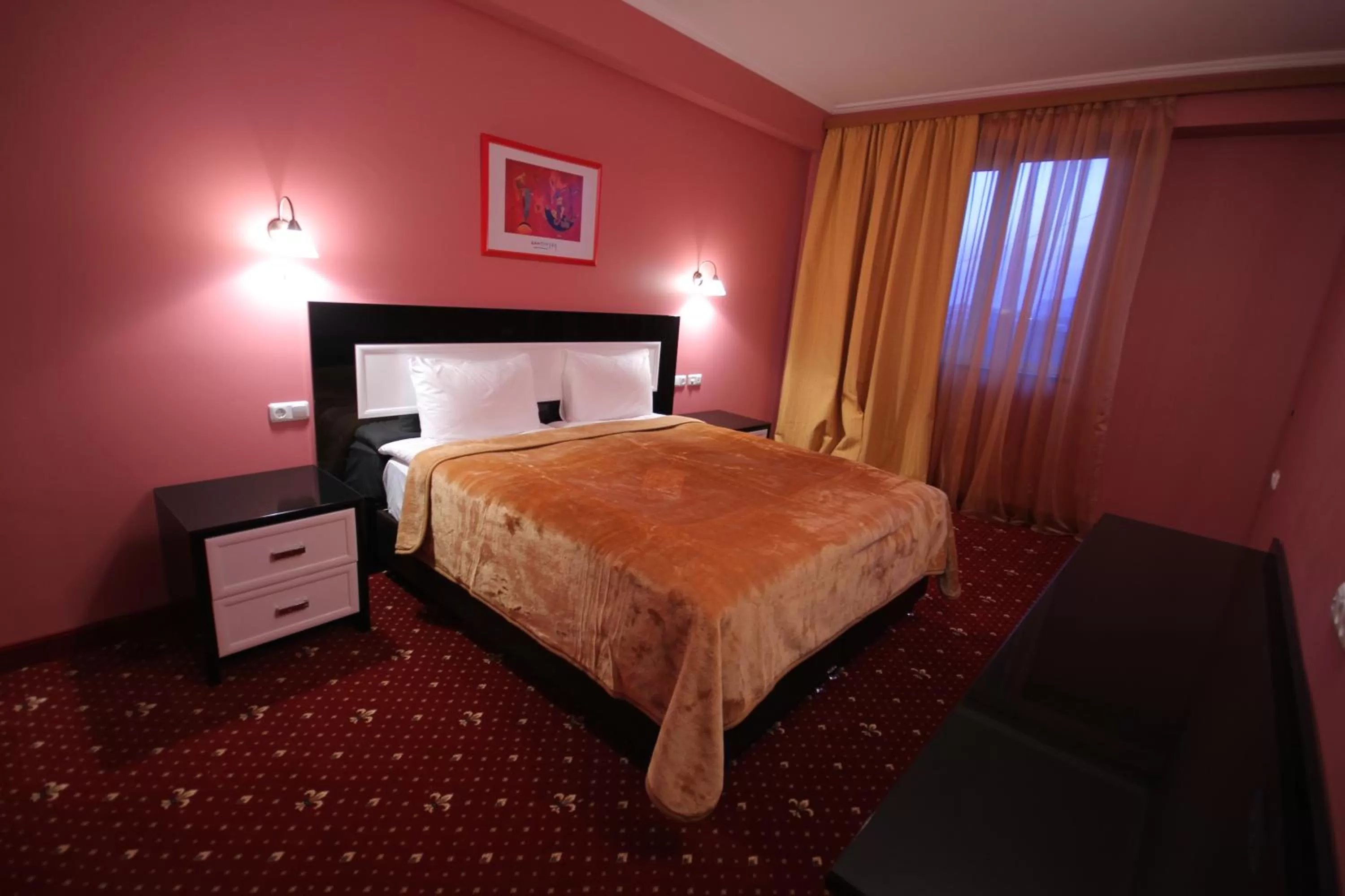 Bedroom, Bed in Erebuni Hotel Yerevan