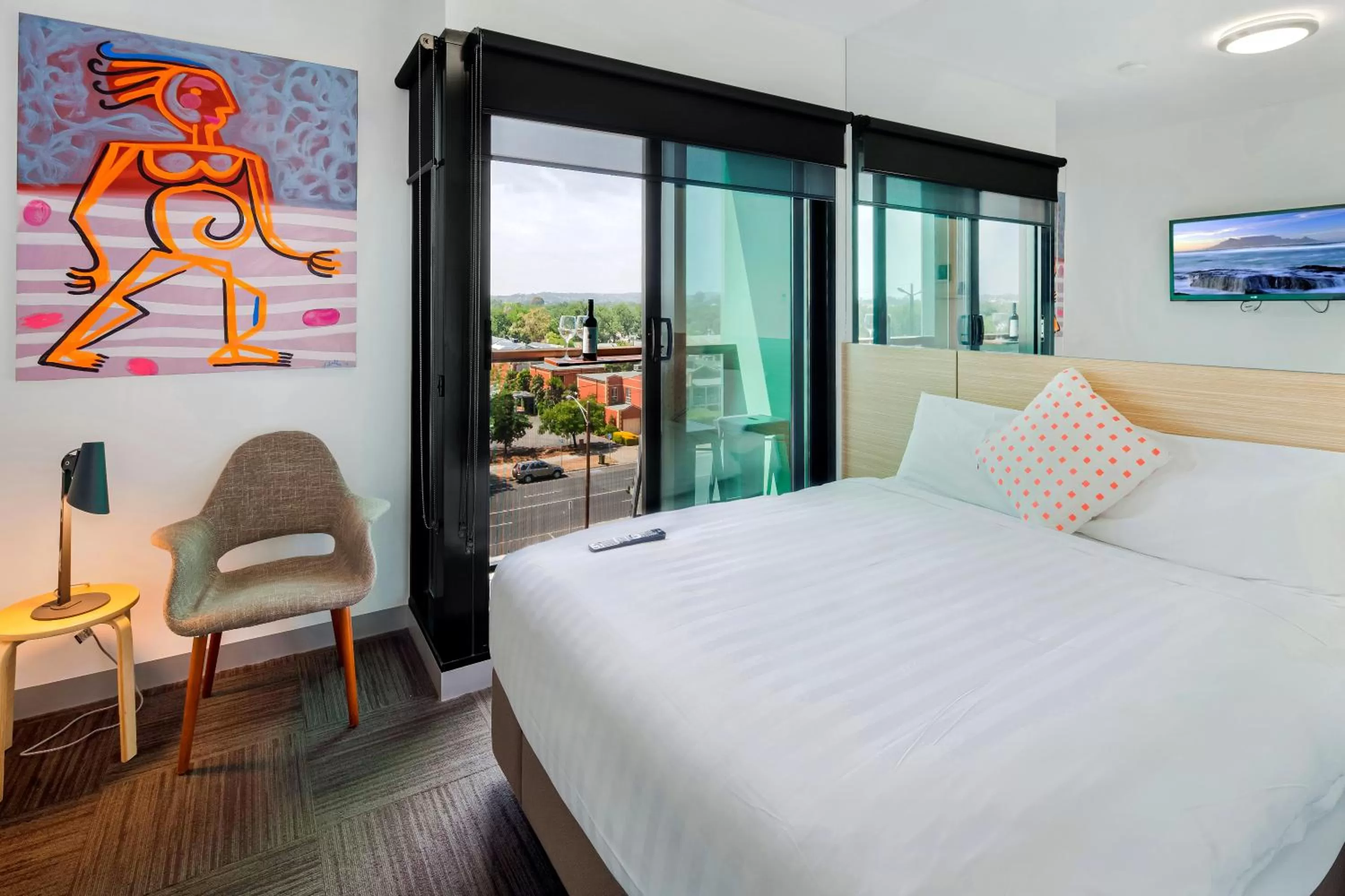 Photo of the whole room, Bed in Mercure Bendigo Schaller