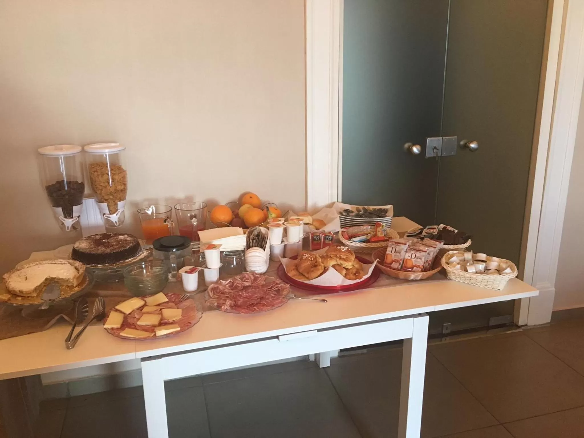 Food and drinks in B&B Chez Moi