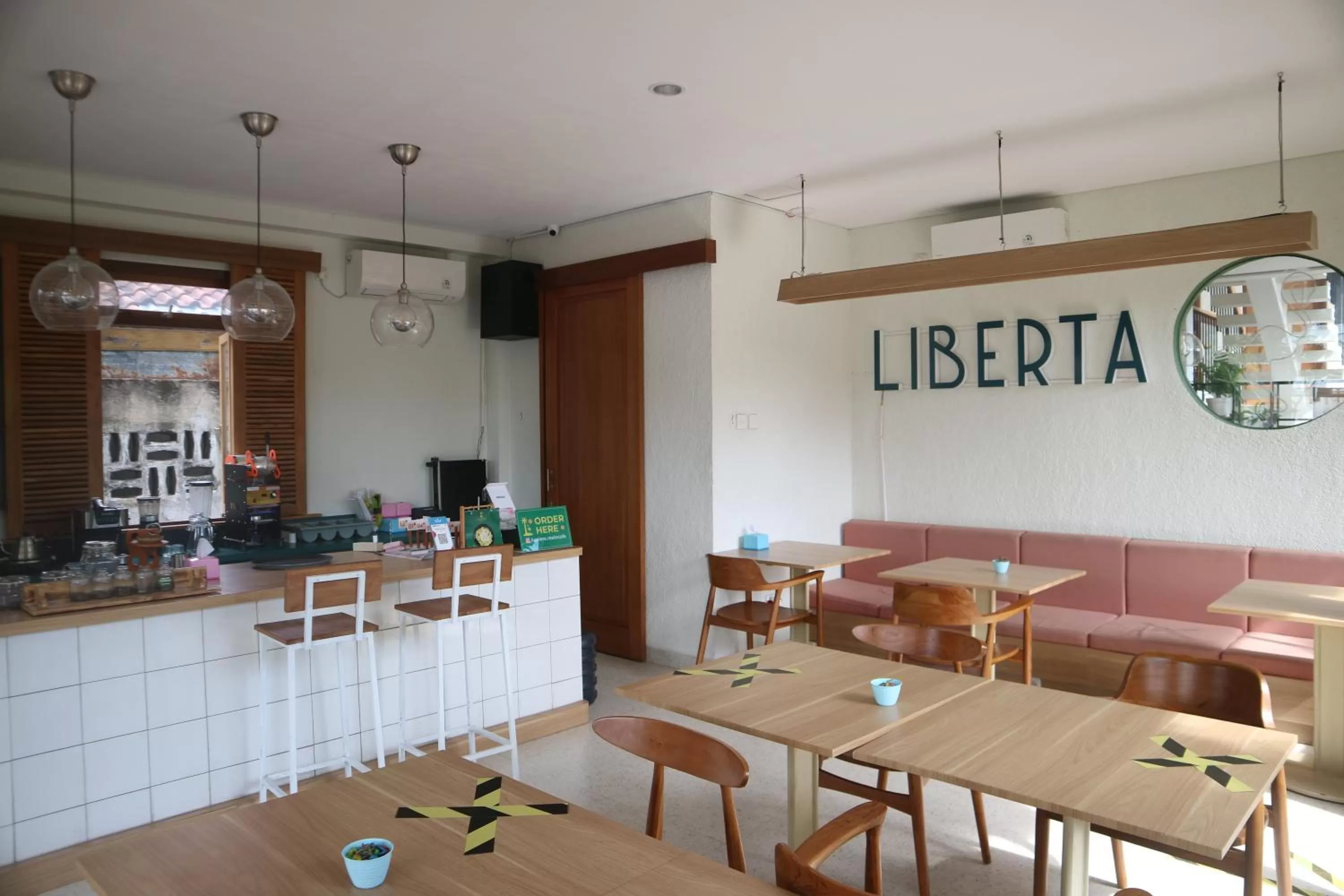 Restaurant/places to eat in Liberta Malioboro South