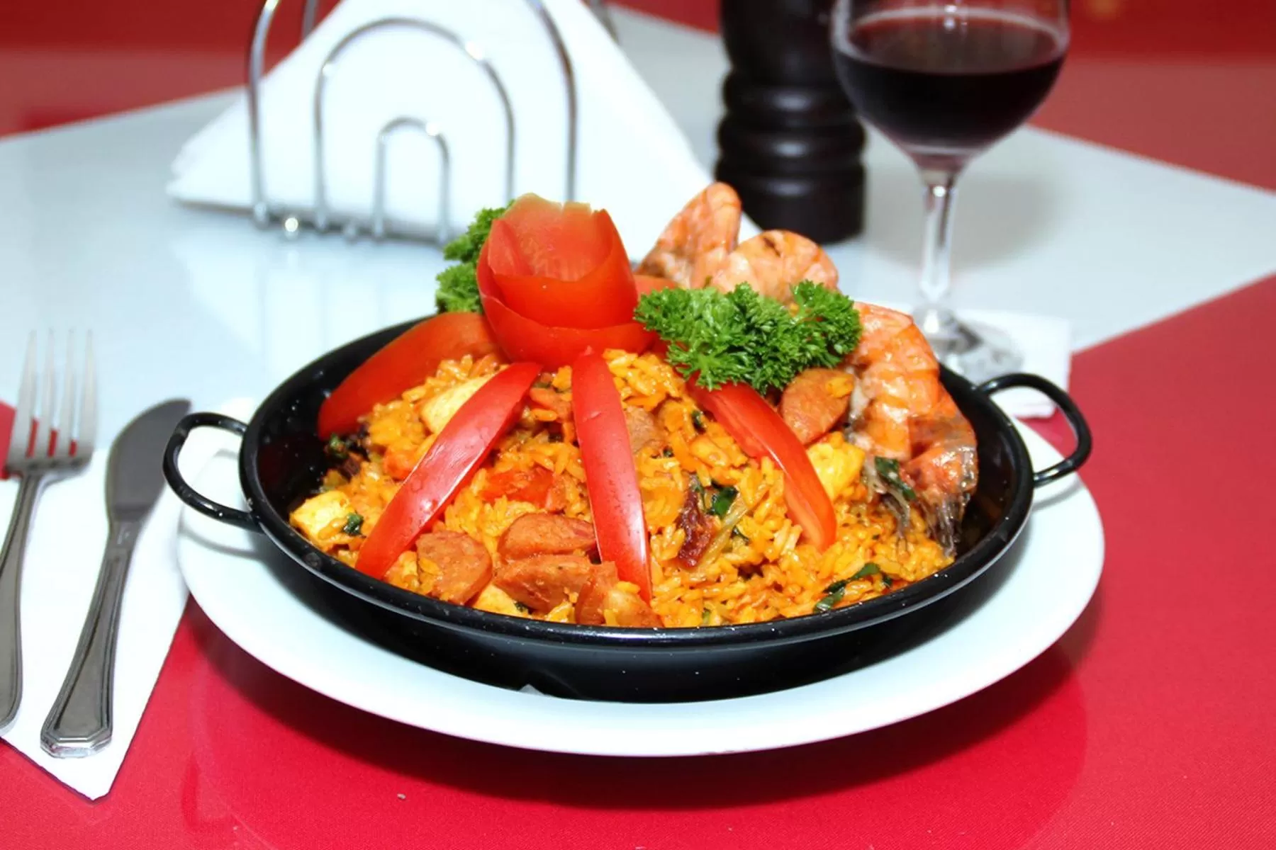 Restaurant/places to eat, Food in Hotel Iberia