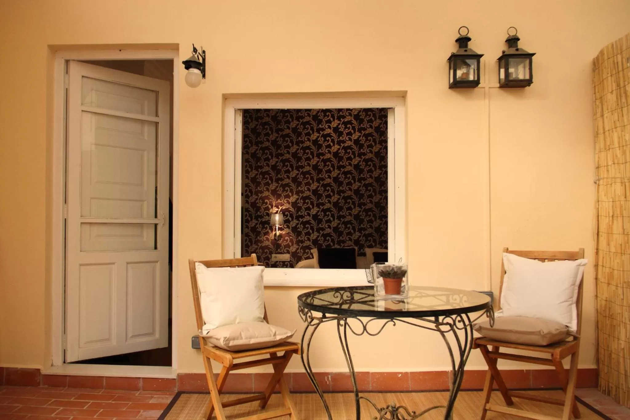 Seating area in 7 Moons B&B