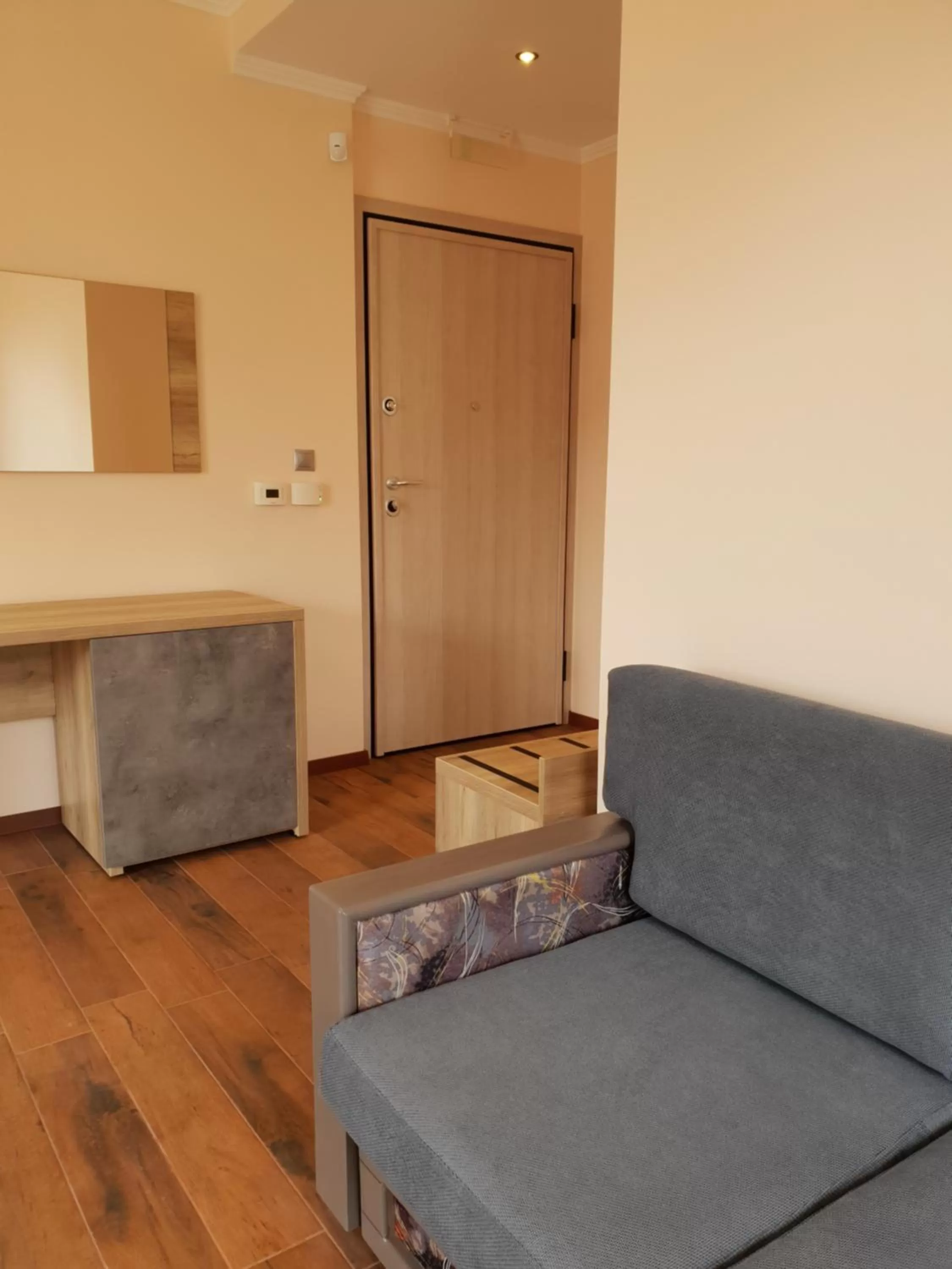 Photo of the whole room in Mondeus Inn Luxury