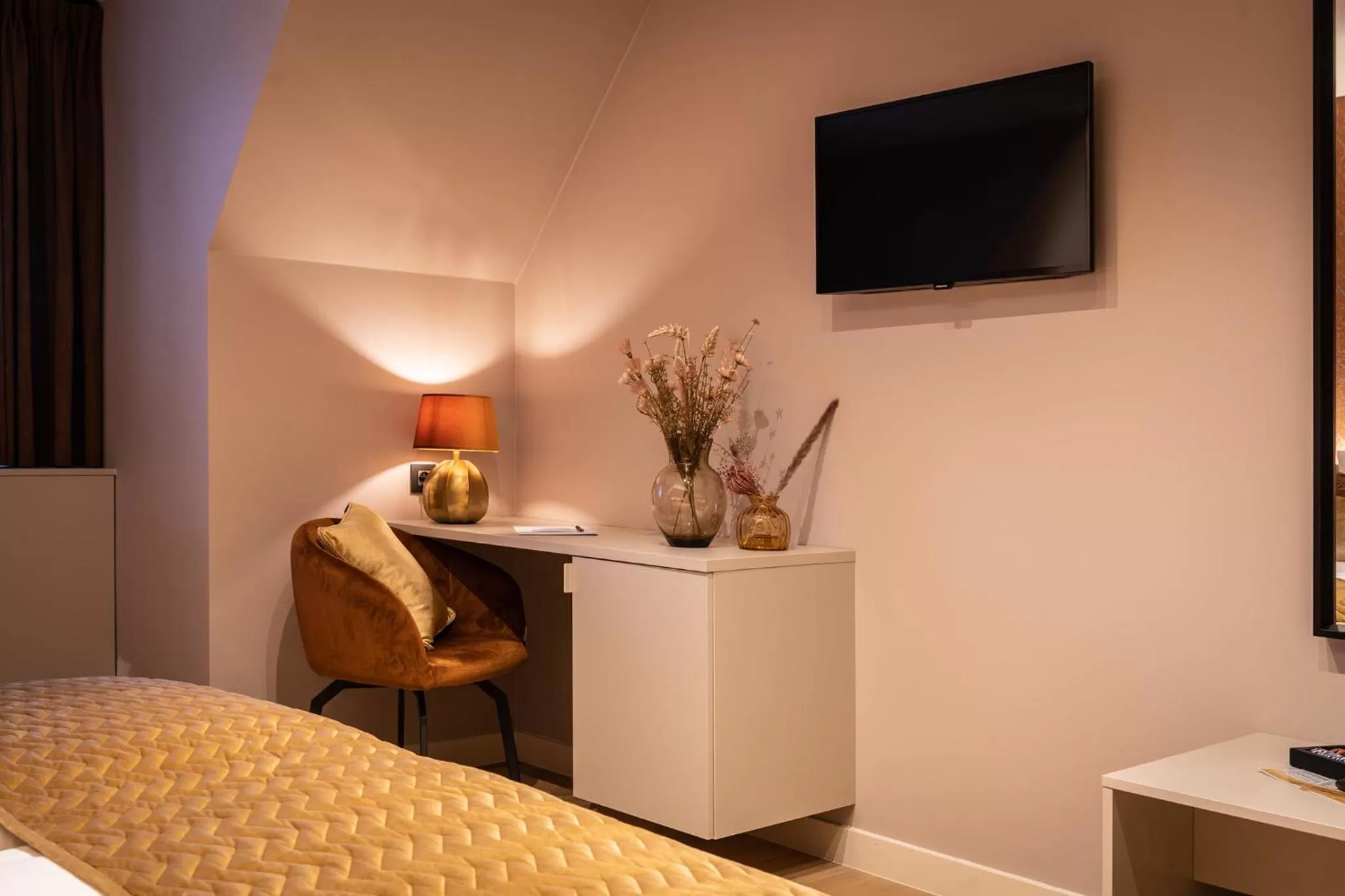 TV and multimedia, Bed in Hotel de Boskar Houthalen