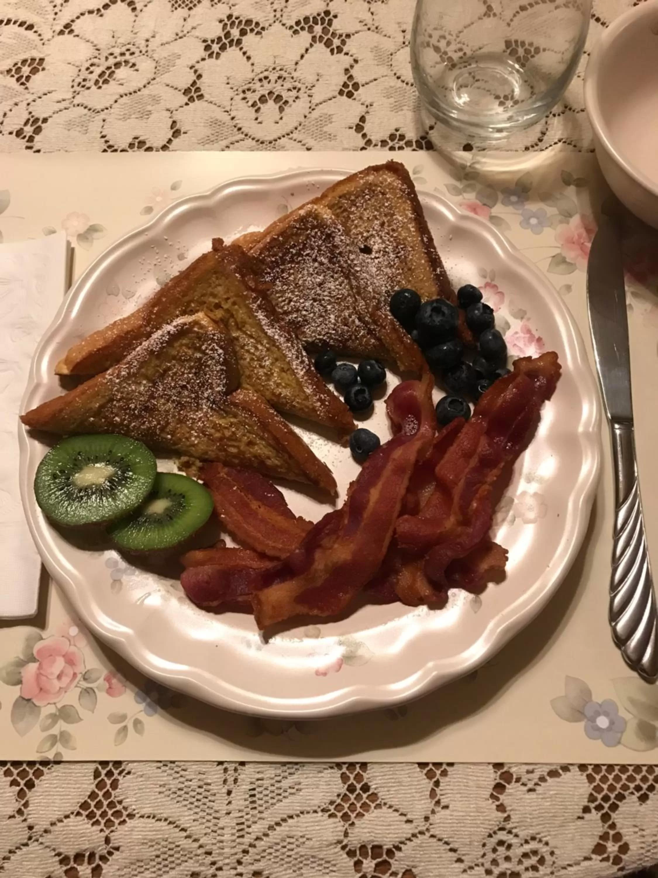 Breakfast in Carriage Stop Bed & Breakfast