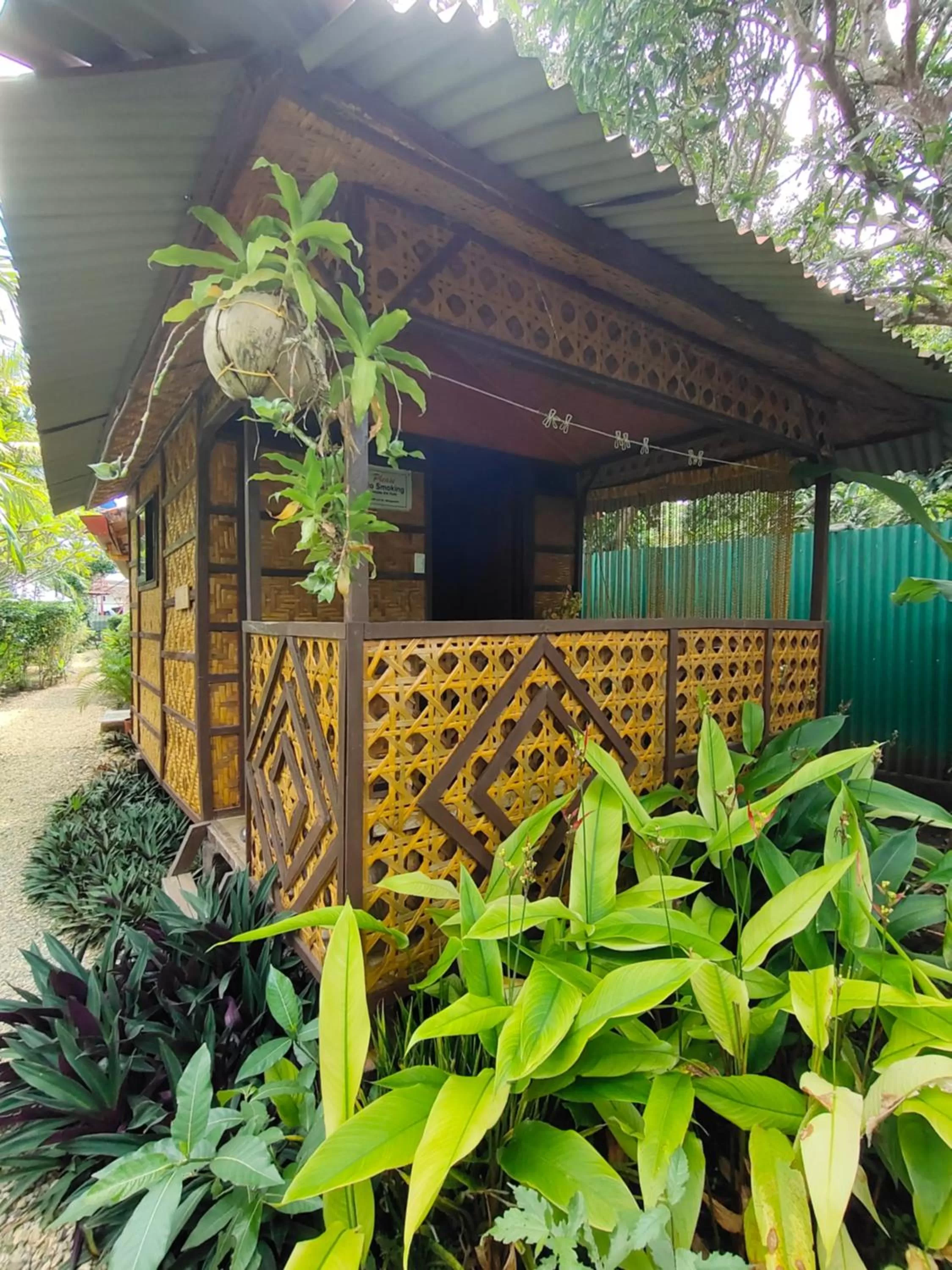 Garden view in Adriana's Place Tropical Guesthouse