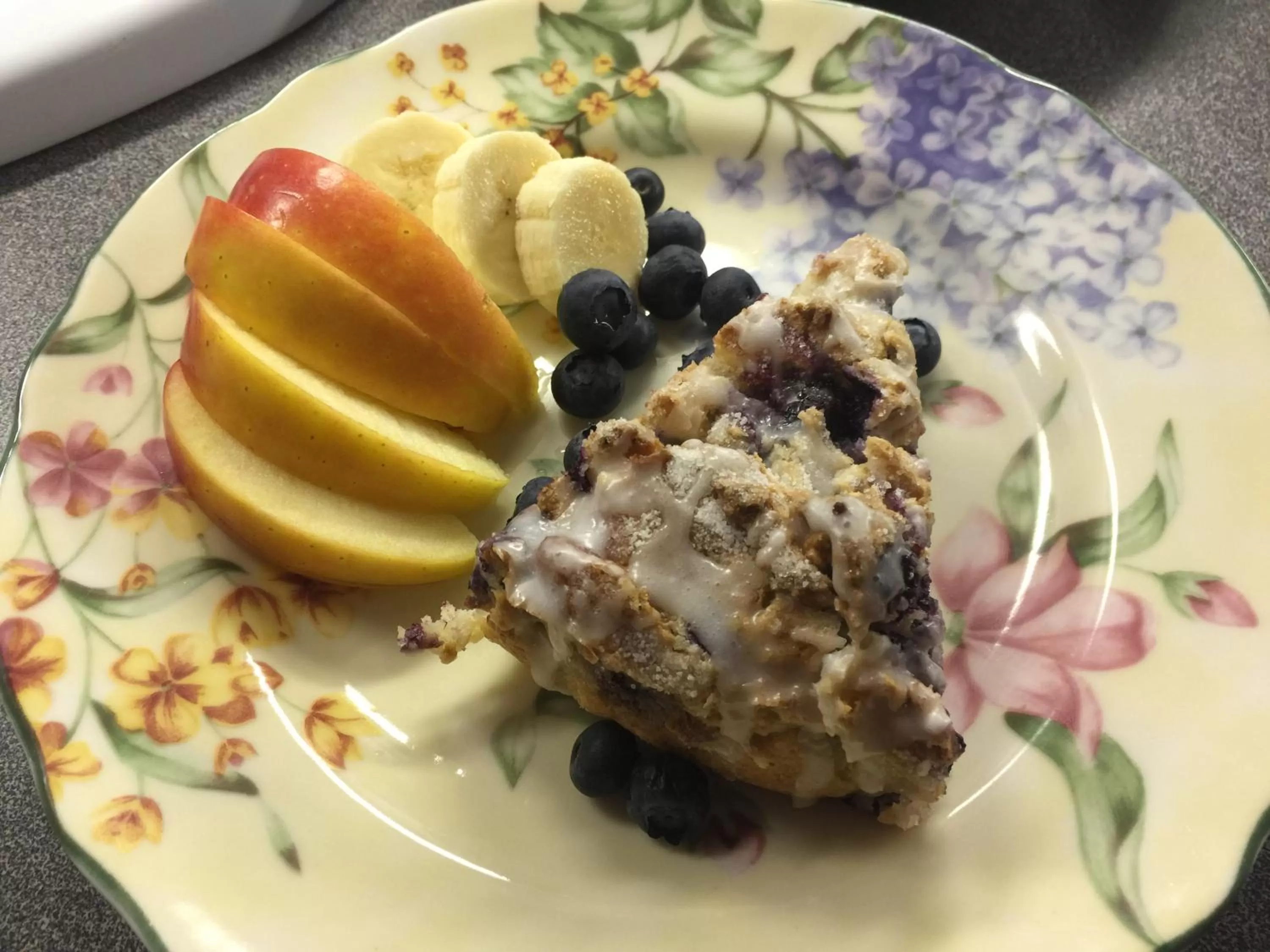 Breakfast in Hardeman House Bed and Breakfast