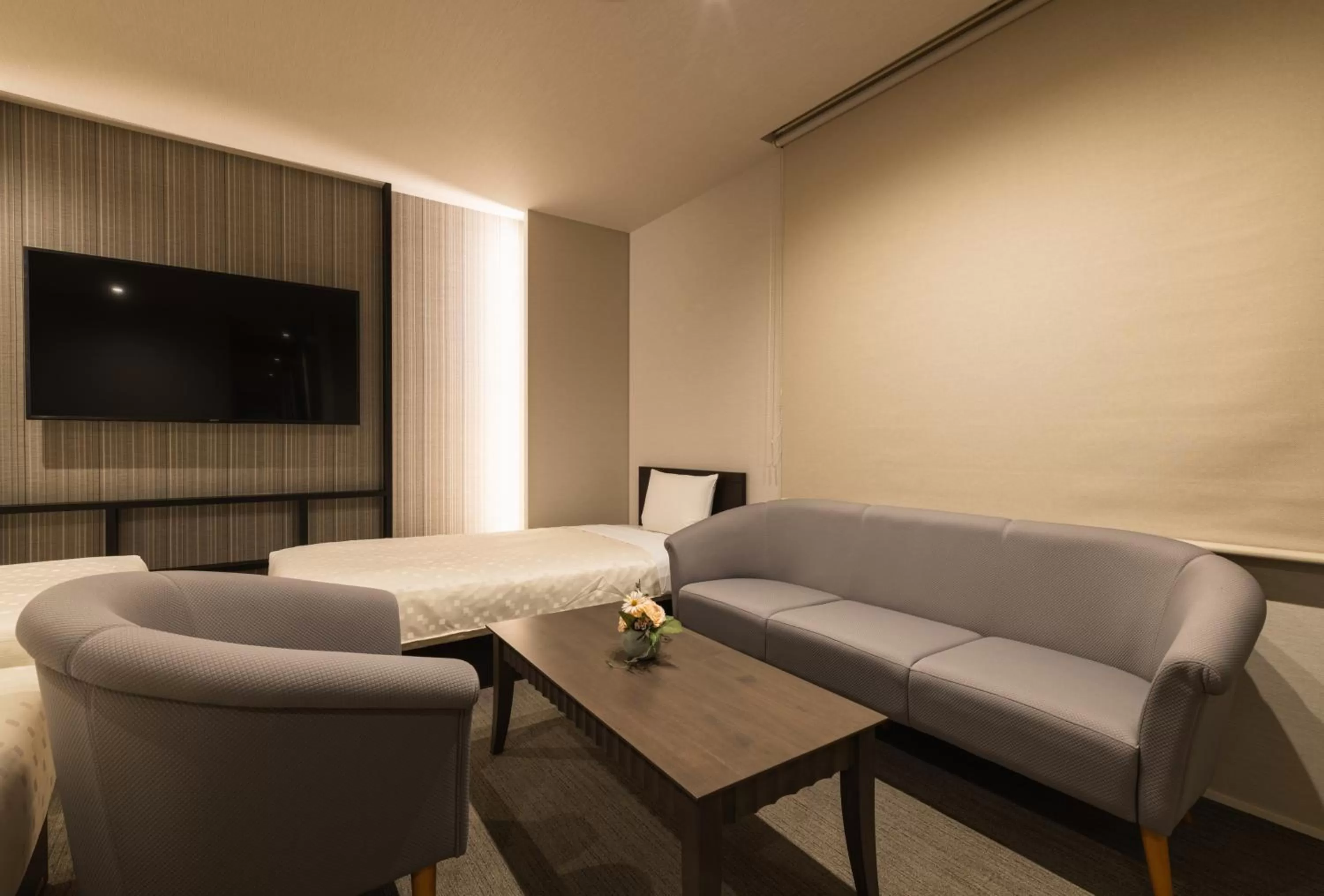 Photo of the whole room in GRAND BASE Hakata Naraya