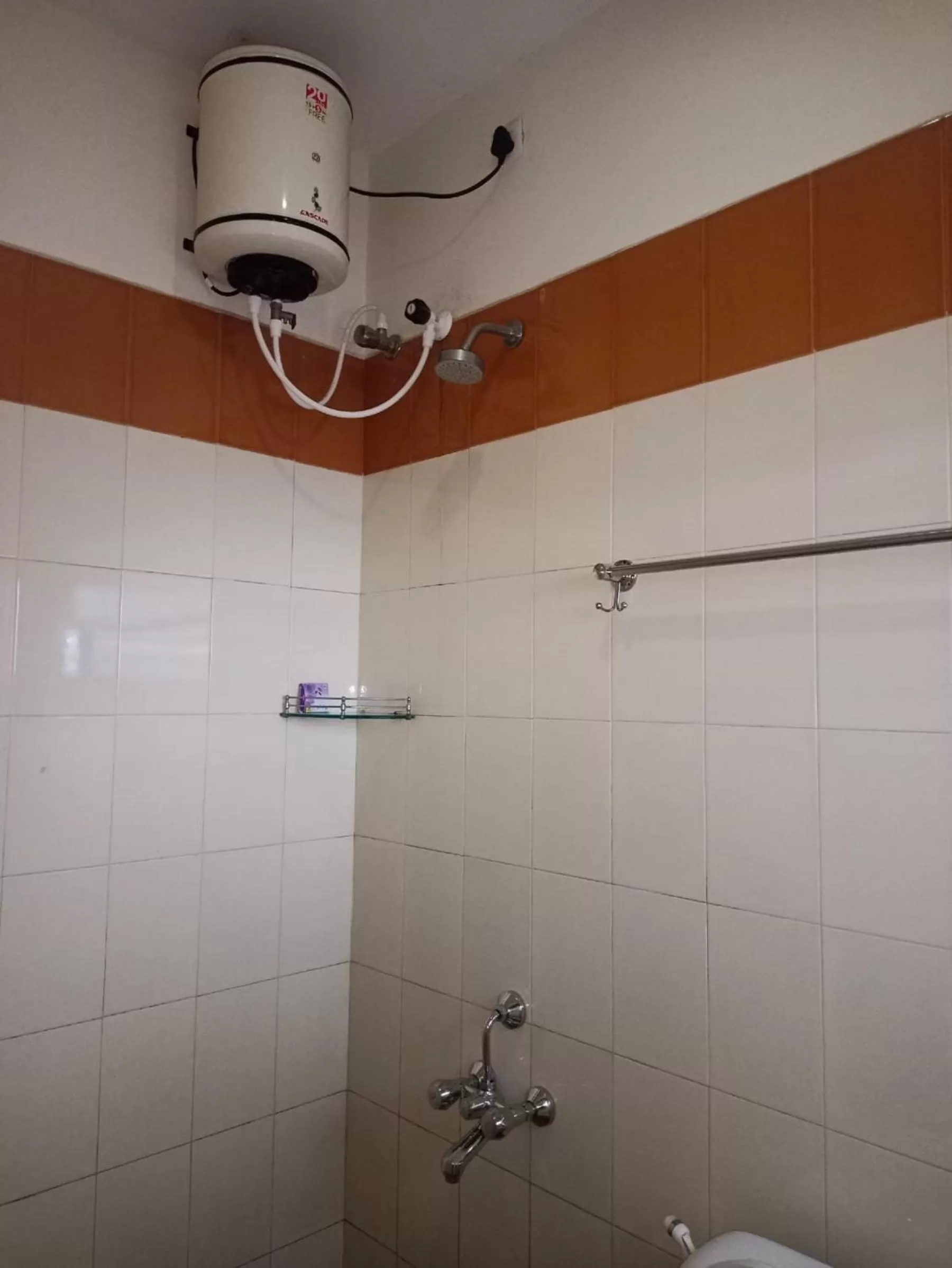 Bathroom in Nilgiris Inn By Lexstays Kotagiri, Ooty