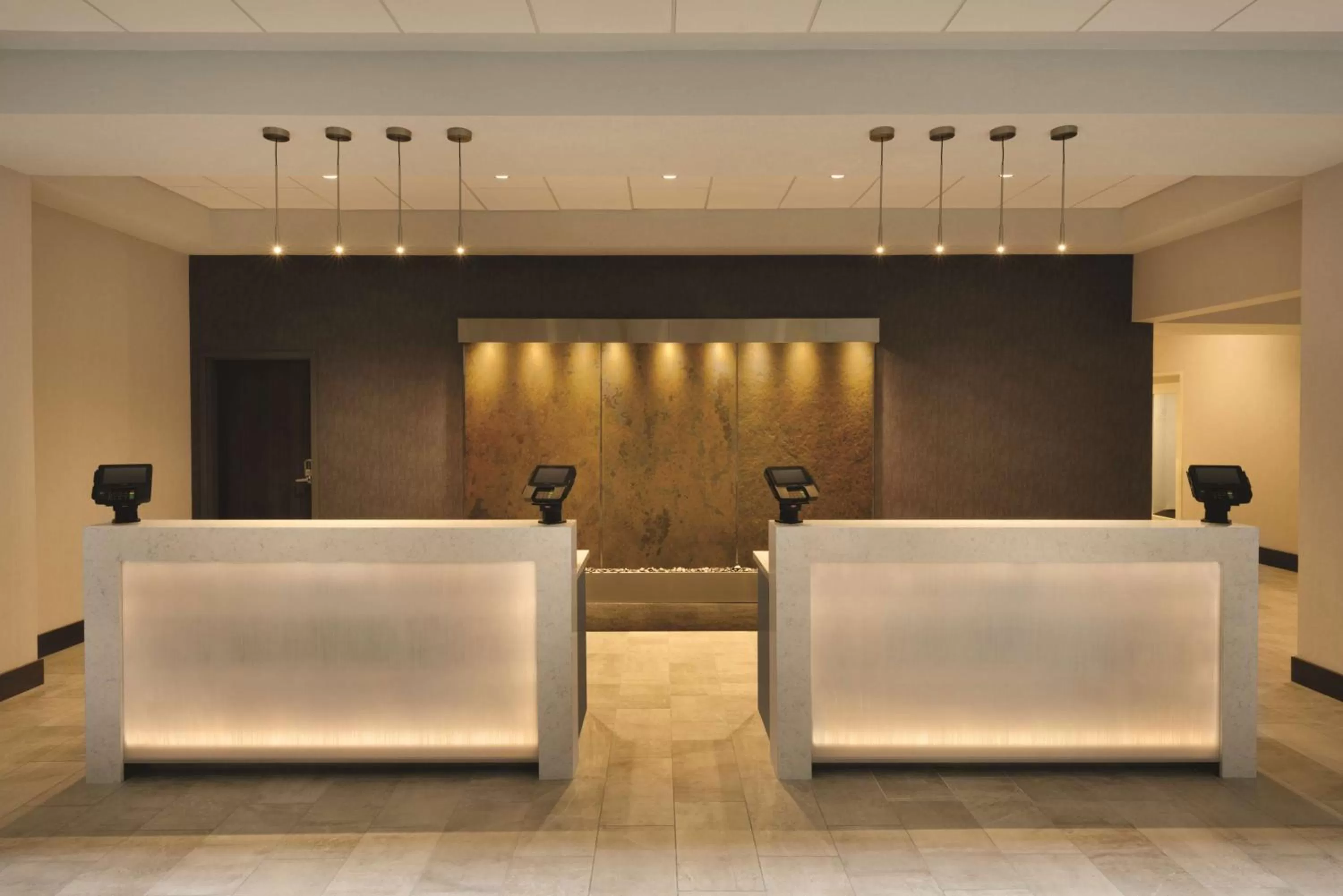 Lobby or reception in Embassy Suites by Hilton Indianapolis Downtown