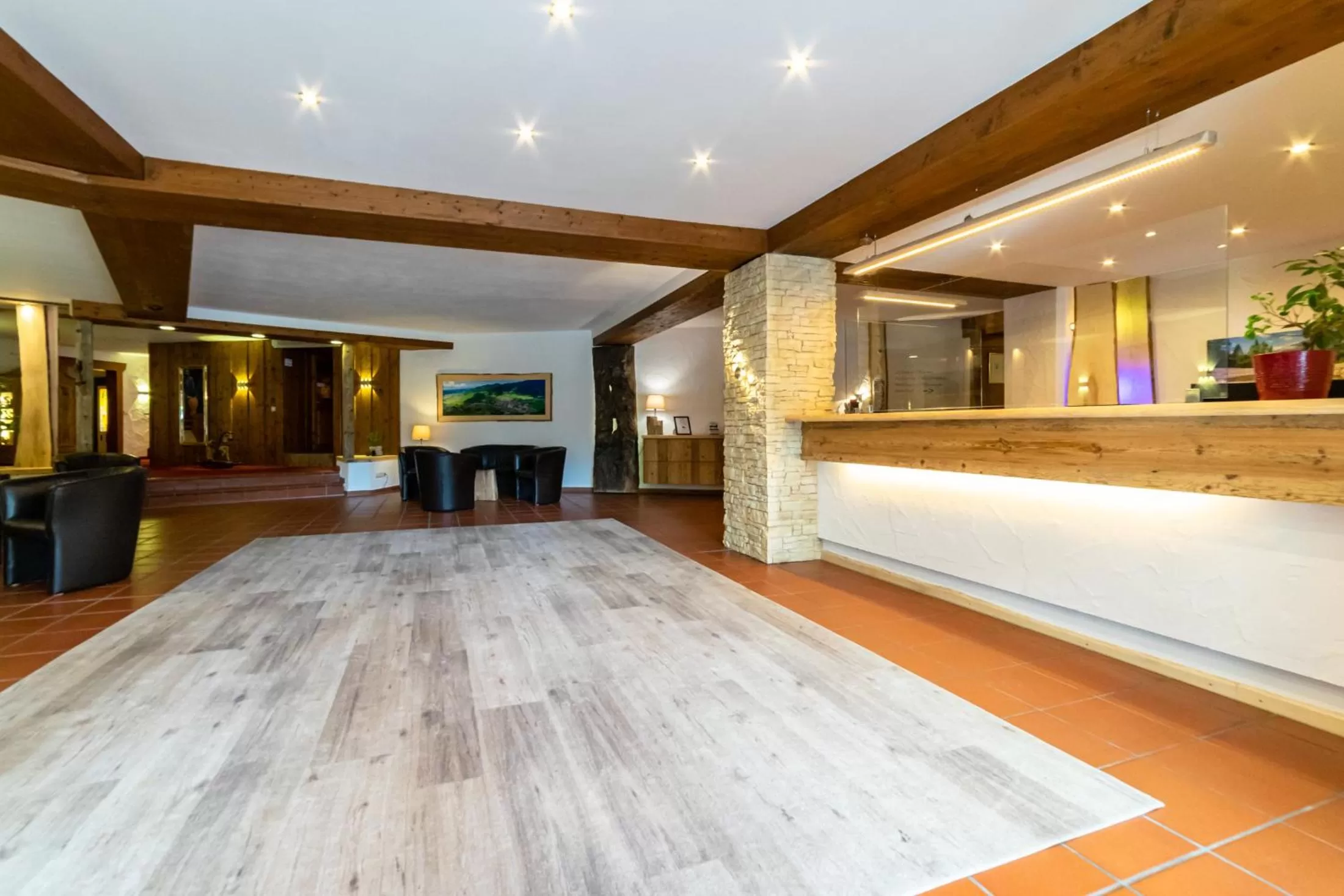 Lobby or reception in Parkhotel Sonnenhof