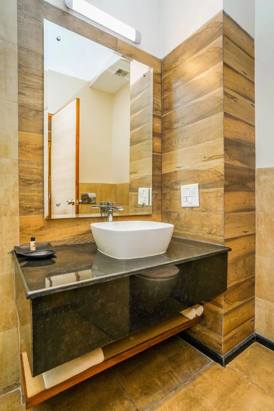 Bathroom in The Zenith - A boutique hotel by Hot Millions