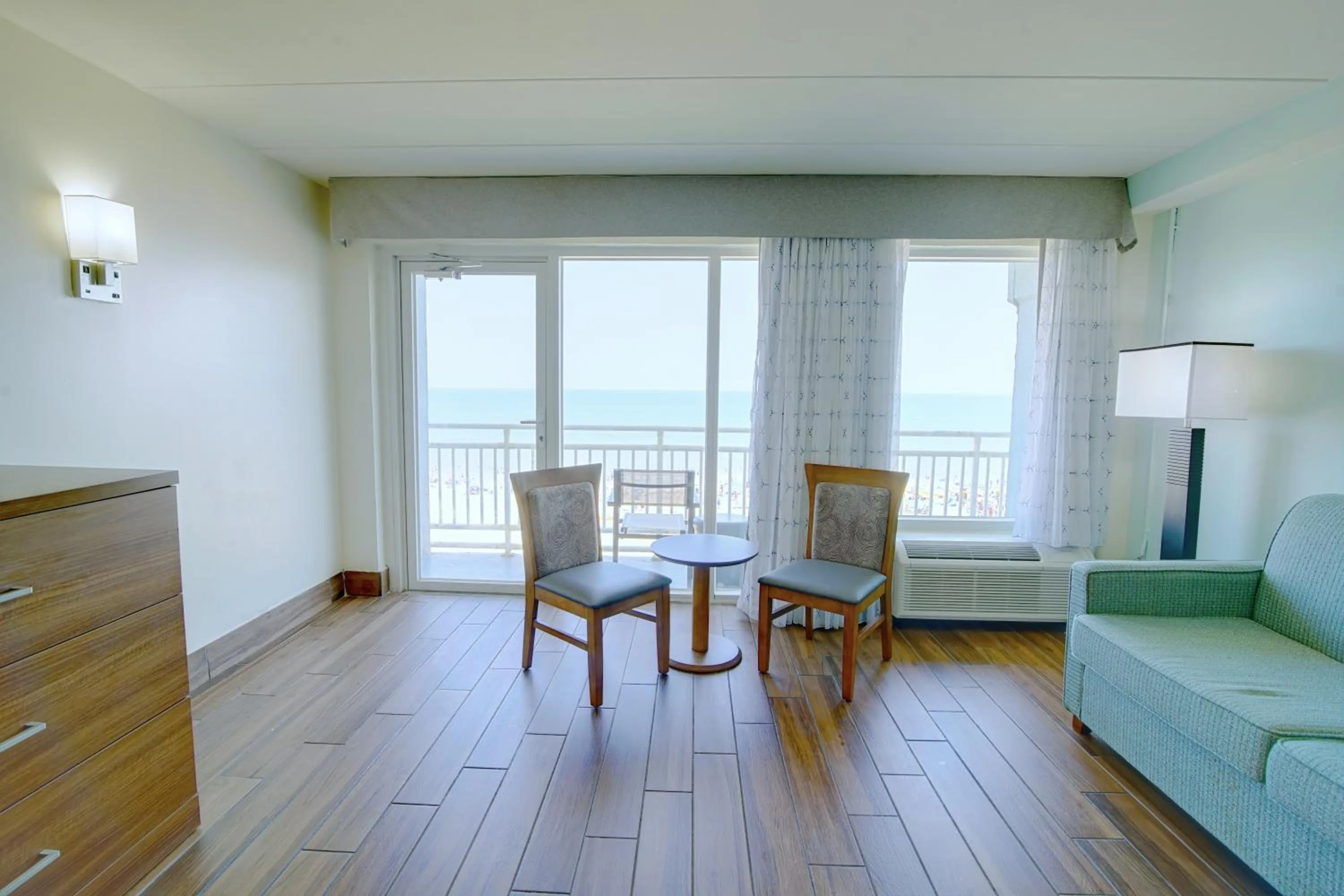 Balcony/Terrace in Marjac Suites Virginia Beach Oceanfront