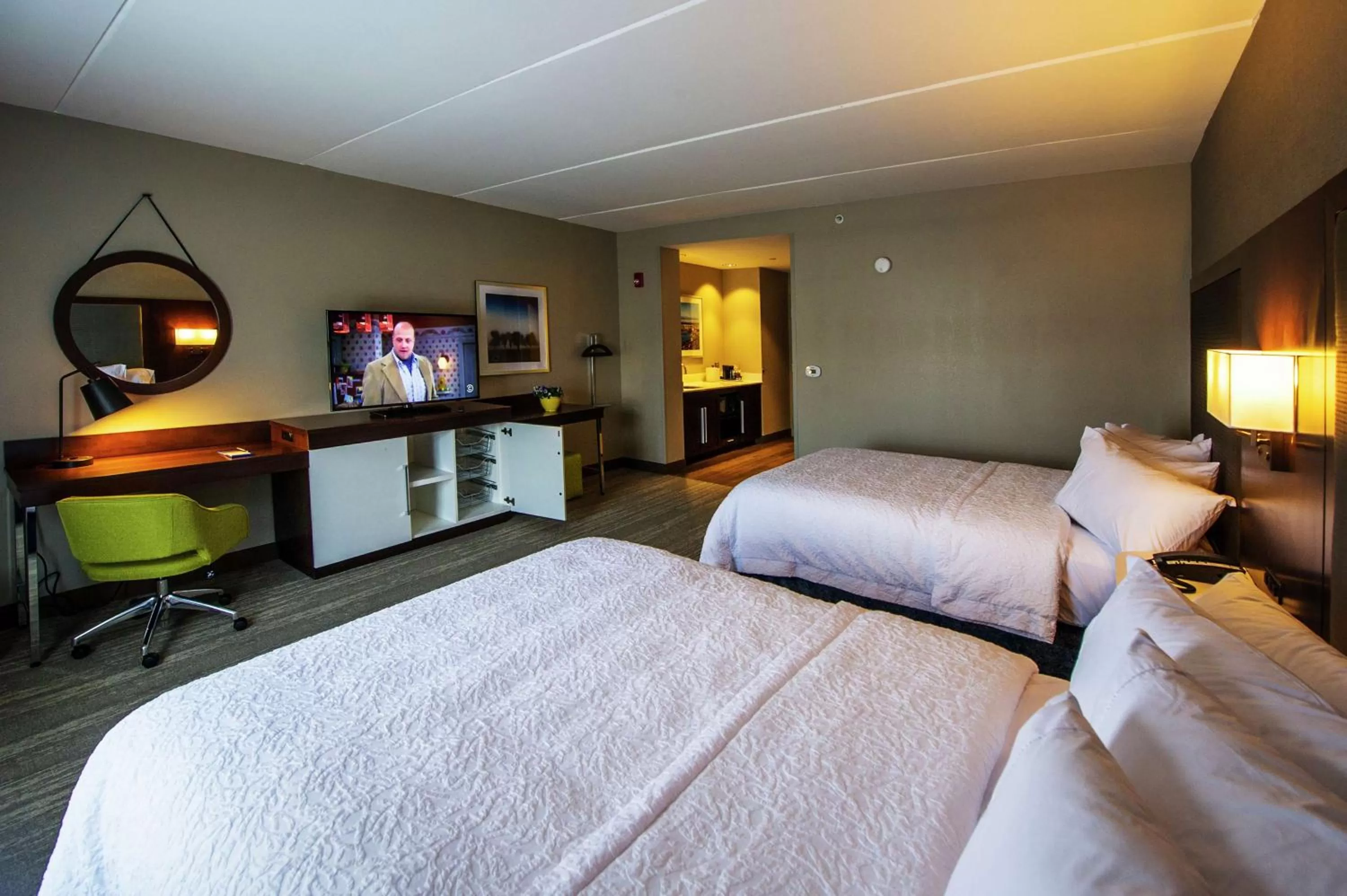 Bedroom, Bed in Hampton Inn & Suites/Foxborough/Mansfield