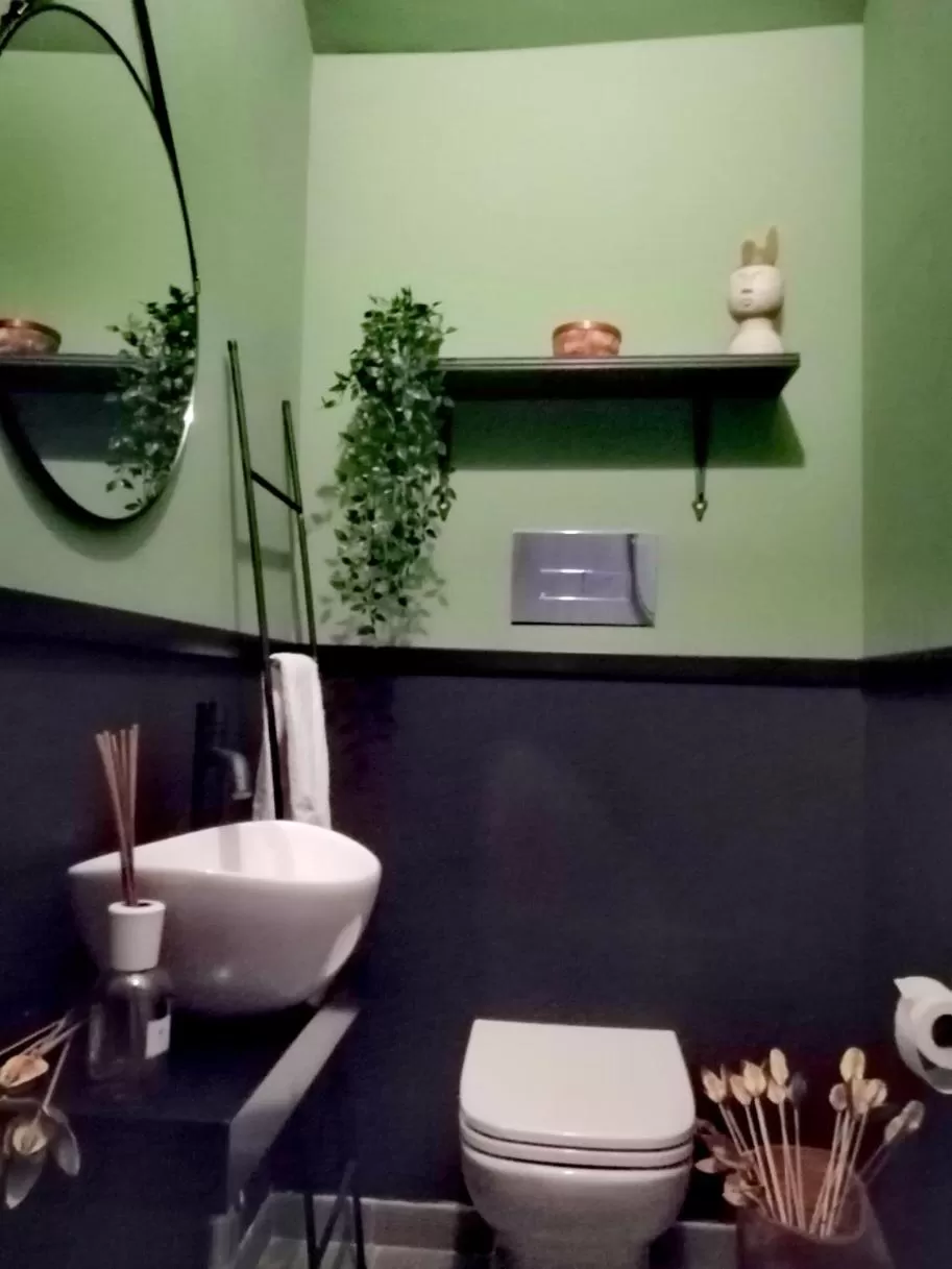 Toilet, Bathroom in B&B DOMUS 65