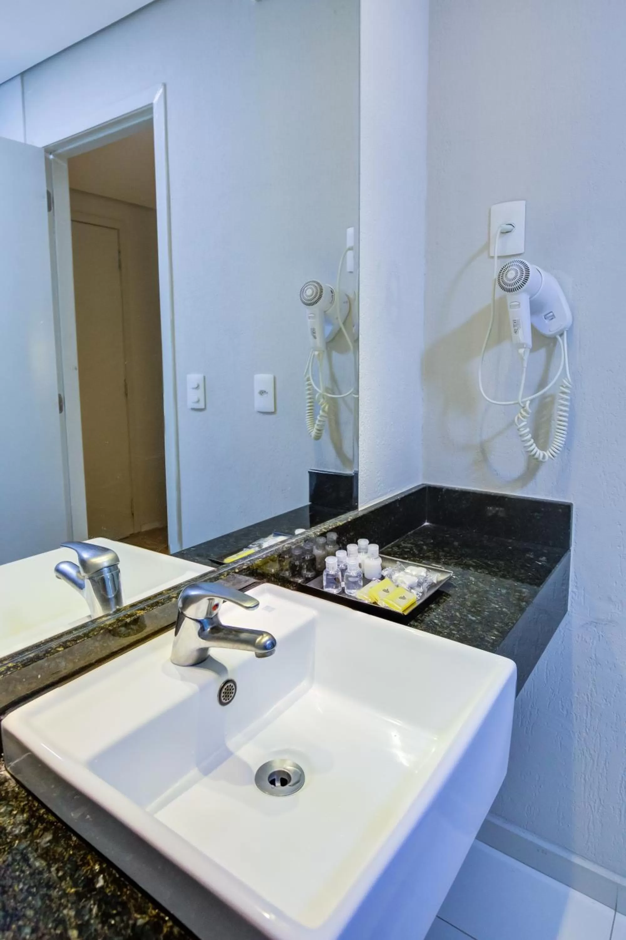 Bathroom in Viale Tower Hotel