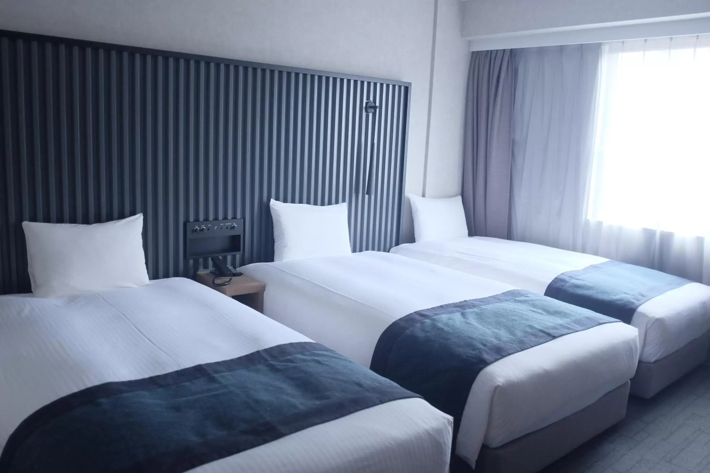 20sqm Deluxe Triple Room on High Floor - Non-Smoking in THE KNOT TOKYO Shinjuku 20sqm Deluxe Triple Room on High Floor - Non-Smoking in THE KNOT TOKYO Shinjuku