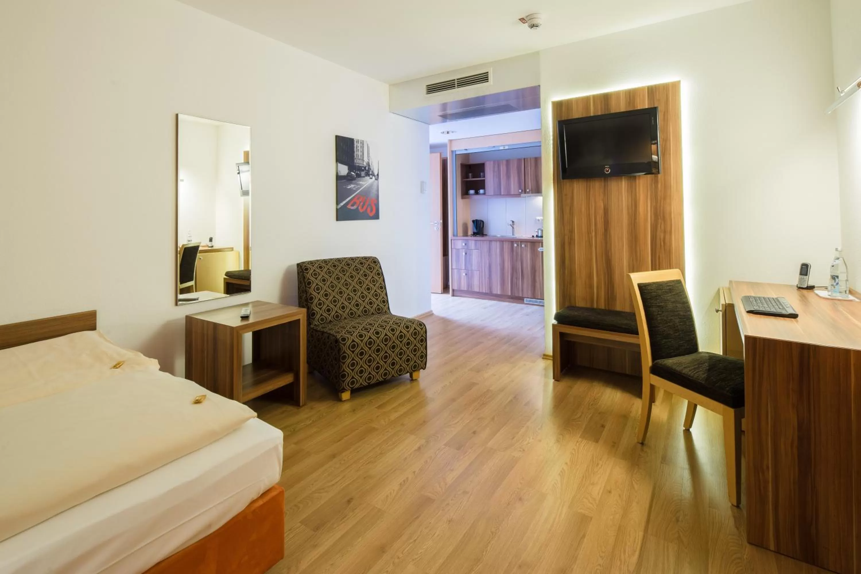 Bedroom, Bed in Hotel Meridian ***superior