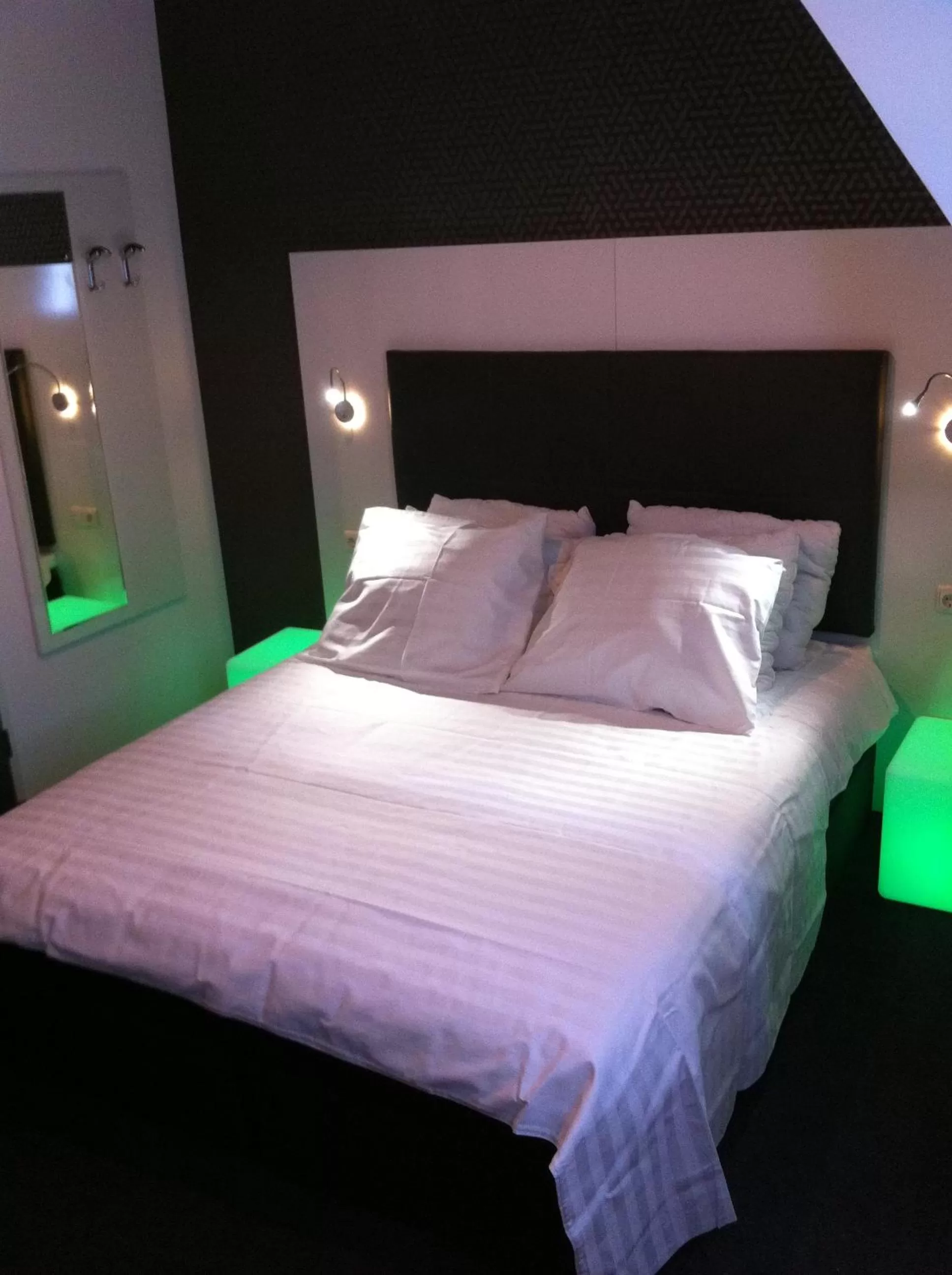 Bed in Hotel Vossius Vondelpark