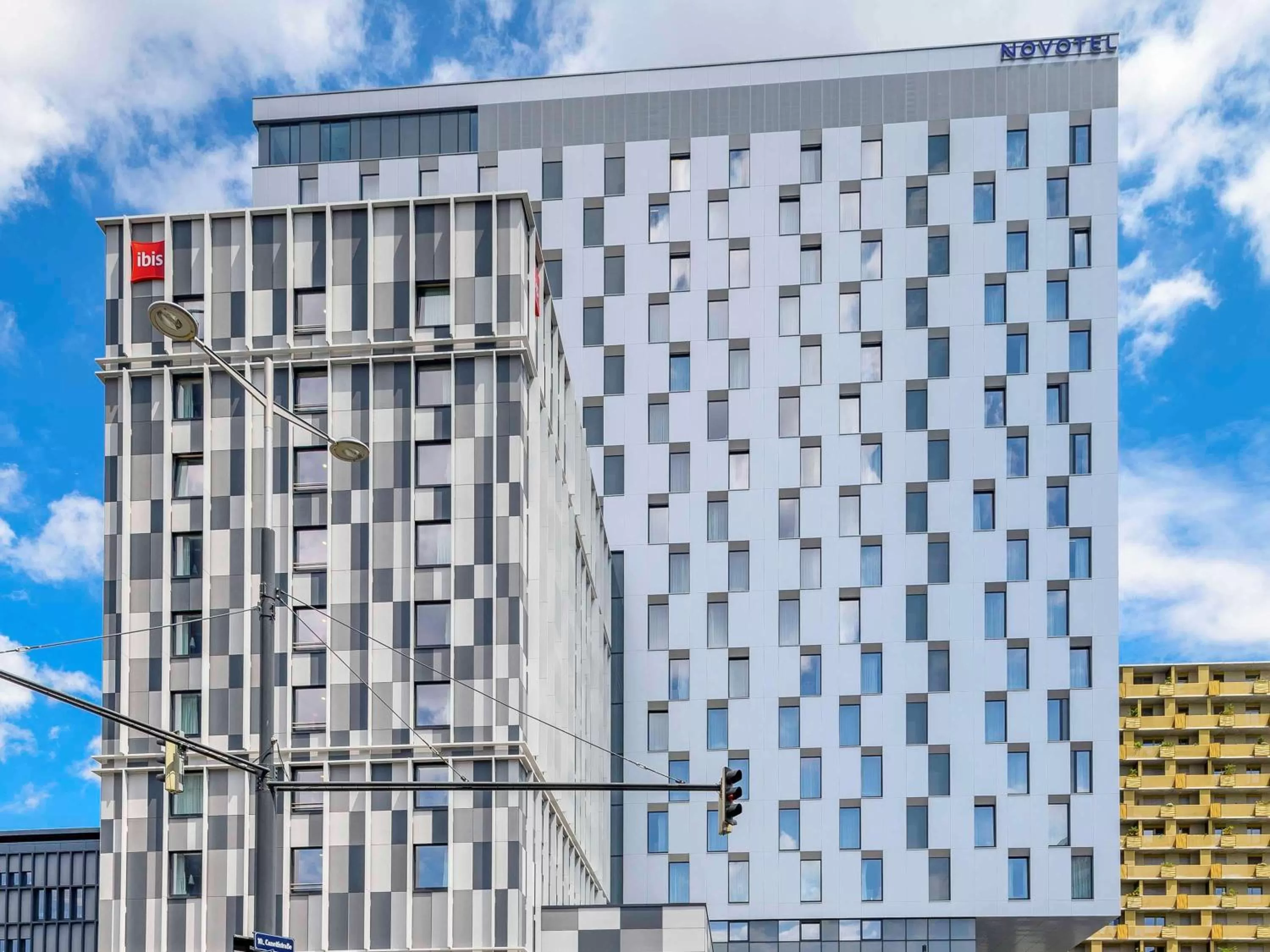 Property building in Novotel Wien Hauptbahnhof